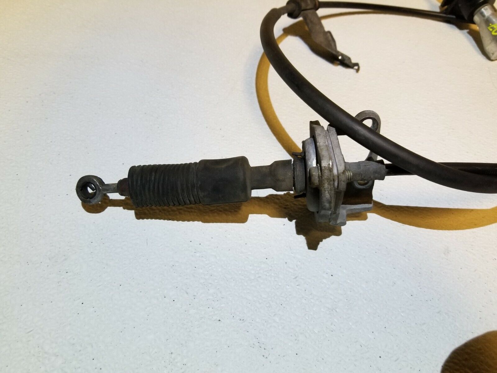 05-08 Acura RL OEM Gear Shifter Selector Cable - Replacement Part for Smooth Transmission Shifting | Perfect for DIY Car Repairs & Transmission Maintenance