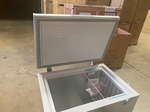 5 Cu.ft Commercial Chest Freezer NSF Certified - 29 Inch Restaurant Freezer with Storage Baskets & Flat Top Design - Perfect for Restaurants, Catering, and Food Storage Businesses (Model XF-152)