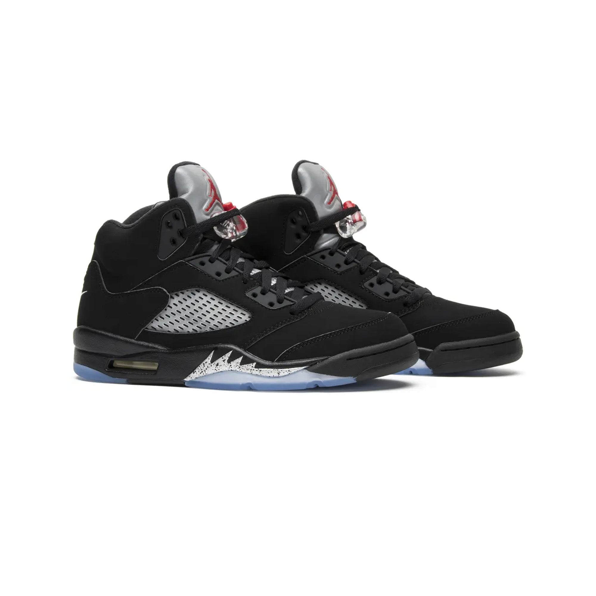 Air Jordan 5 Retro 'Black Metallic' Men's Basketball Shoes (2016 Release) - Classic Sneakers for Streetwear & Basketball Games