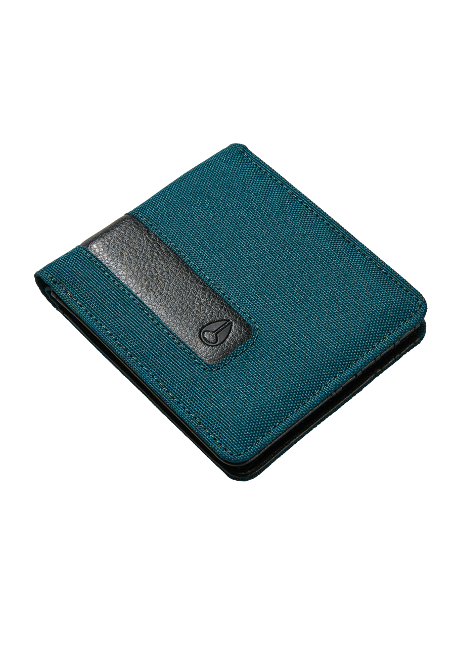 Showoff Wallet II - Slim RFID Blocking Oceanic Blue Leather Wallet for Men - Perfect for Travel, Business & Everyday Use