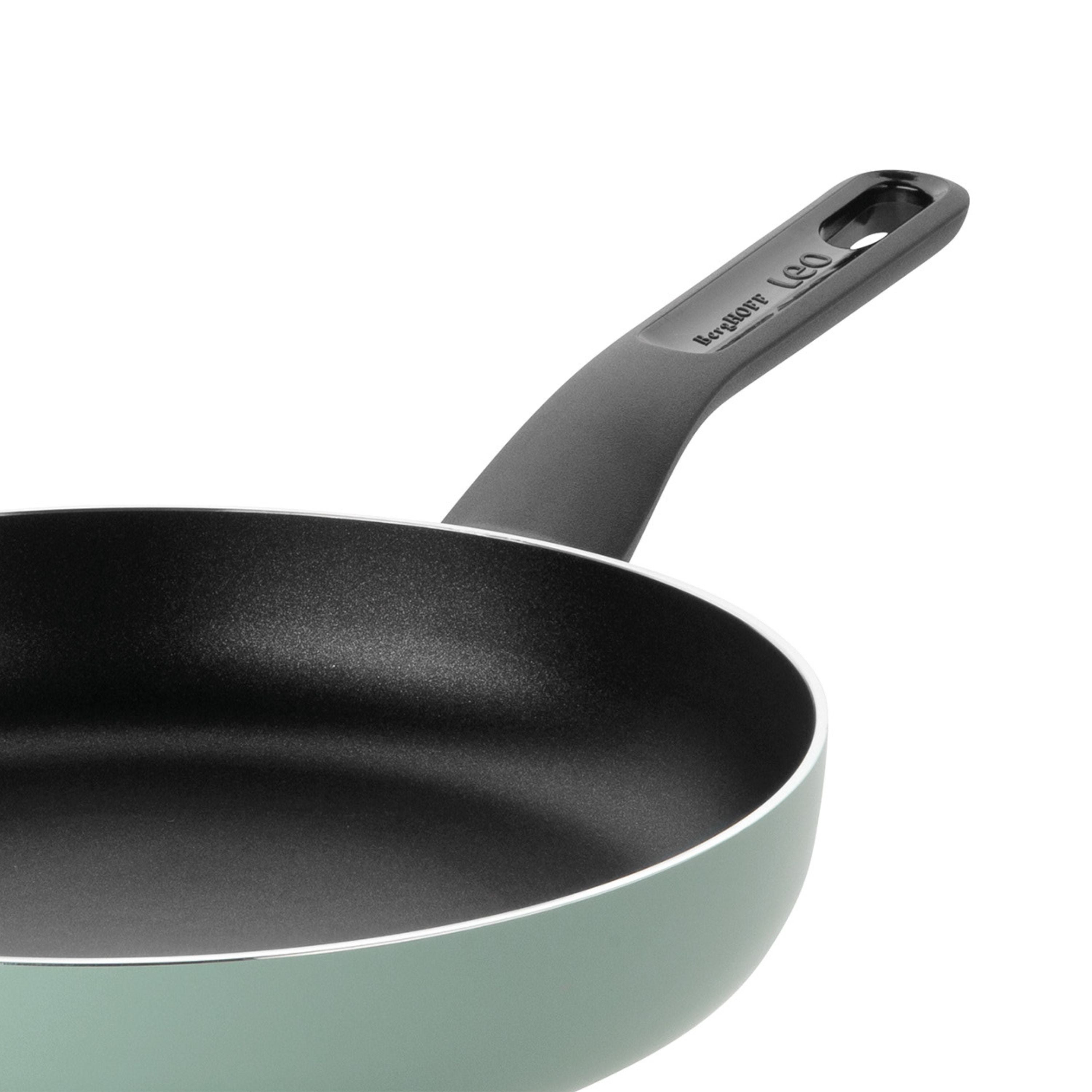 BergHOFF Sage Non-Stick Aluminum Frying Pan 12.5 Inch - Professional Cookware for Healthy Cooking, Perfect for Eggs, Pancakes & Stir Fry - Ideal for Home Kitchen & Restaurant Use