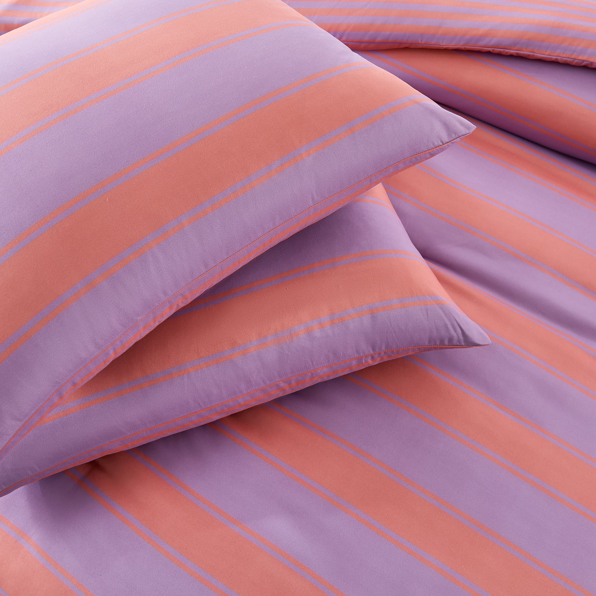Gale Cabana Stripe Comforter Set - Queen Size Bedding, Soft & Breathable Cotton, Coastal Beach Style - Perfect for Guest Rooms, Vacation Homes & Summer Bedroom Decor