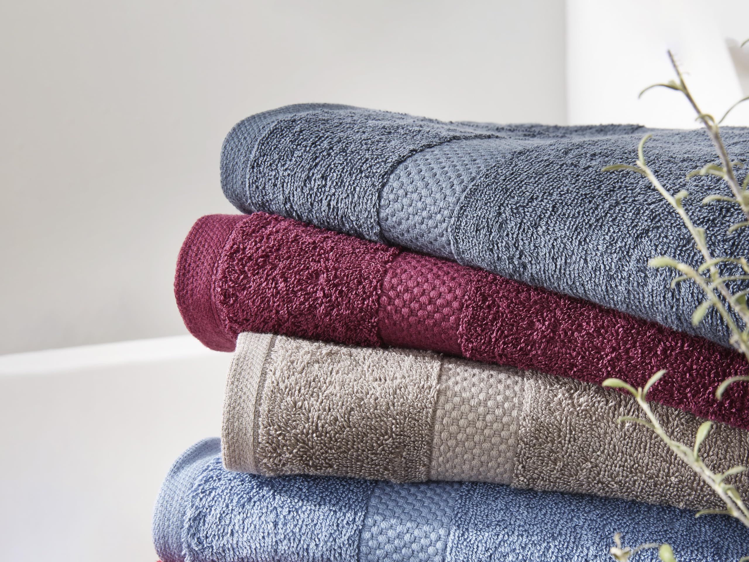 Premium Organic Cotton Bath Towel - 70x140cm (27x55 Inches) - Soft, Absorbent & Eco-Friendly - Perfect for Spa, Beach, and Luxury Bathroom Use