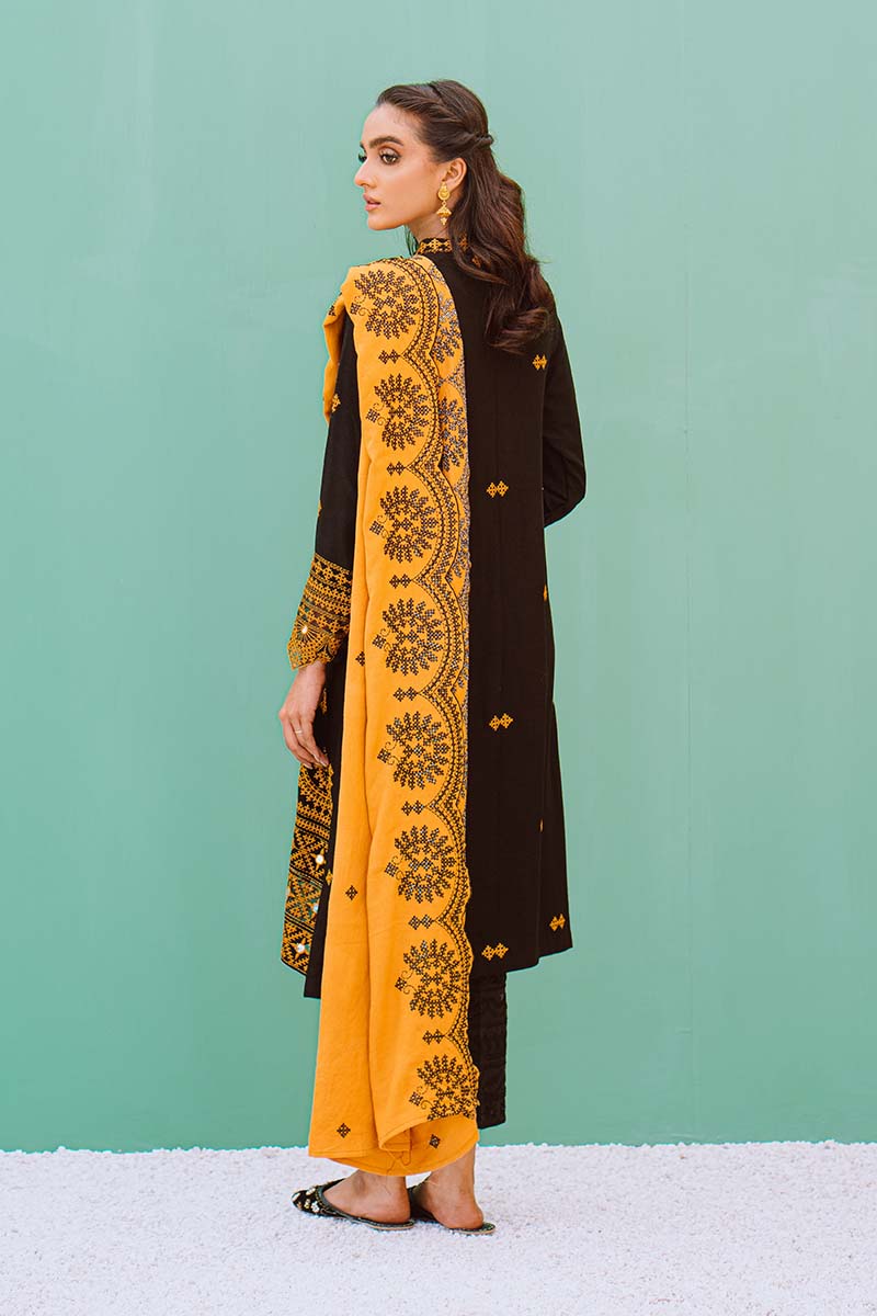 Mehr U Nisa AW21 Collection - Stylish Women's Fashion for Fall & Winter | Perfect for Office, Parties & Casual Outings