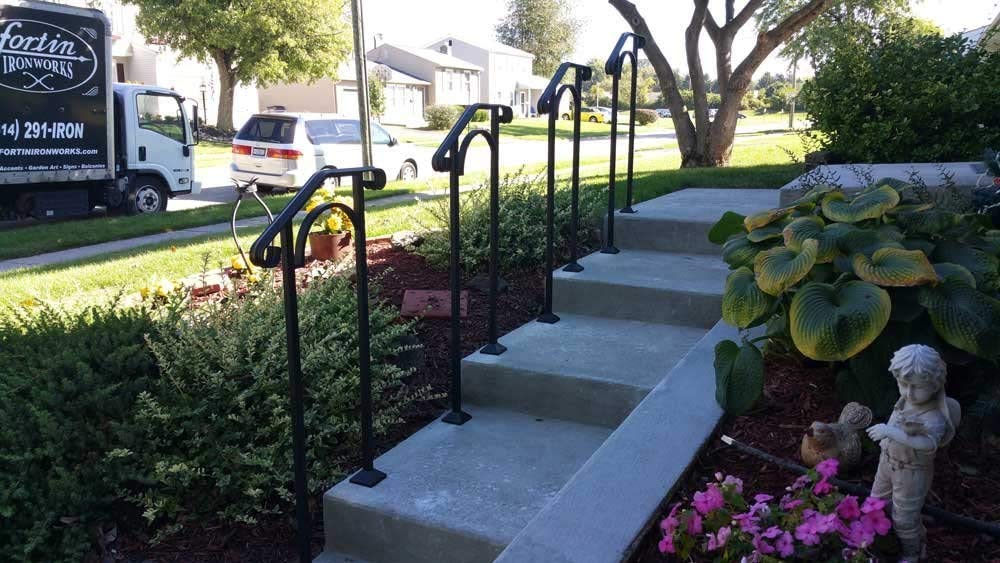 Fortin Ironworks Matte Black Wrought Iron Handrails - Outdoor Stair Railing for Steps, DIY Handrail Arch #1 (Fits One Stair Riser) - Perfect for Porch, Deck, and Garden Safety