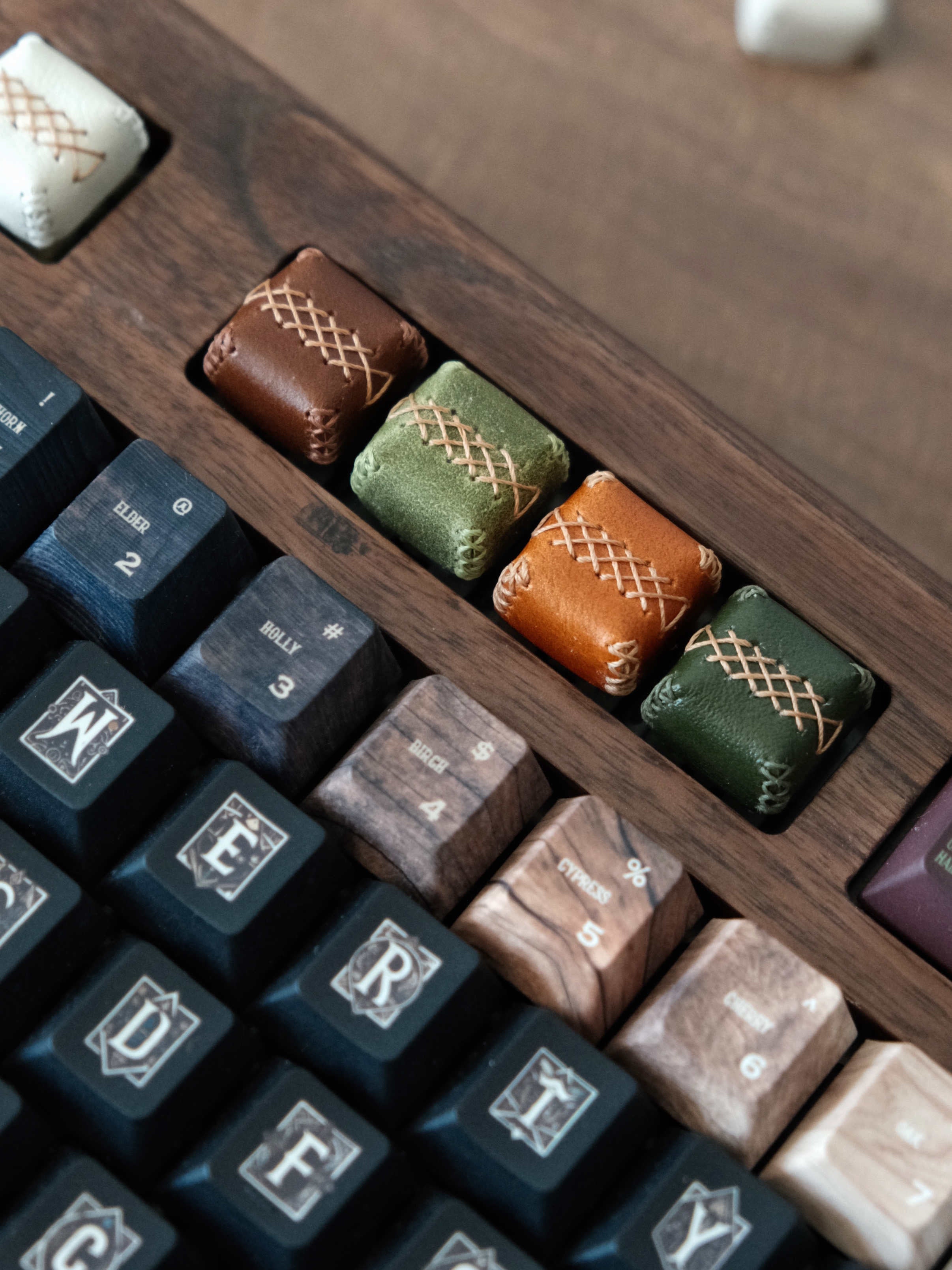 Premium Leather Personalized Keycaps - Hand-Stitched Retro Artisan Keycaps for Mechanical Keyboards | Durable & Stylish Keyboard Accessories for Gaming, Typing & Office Use