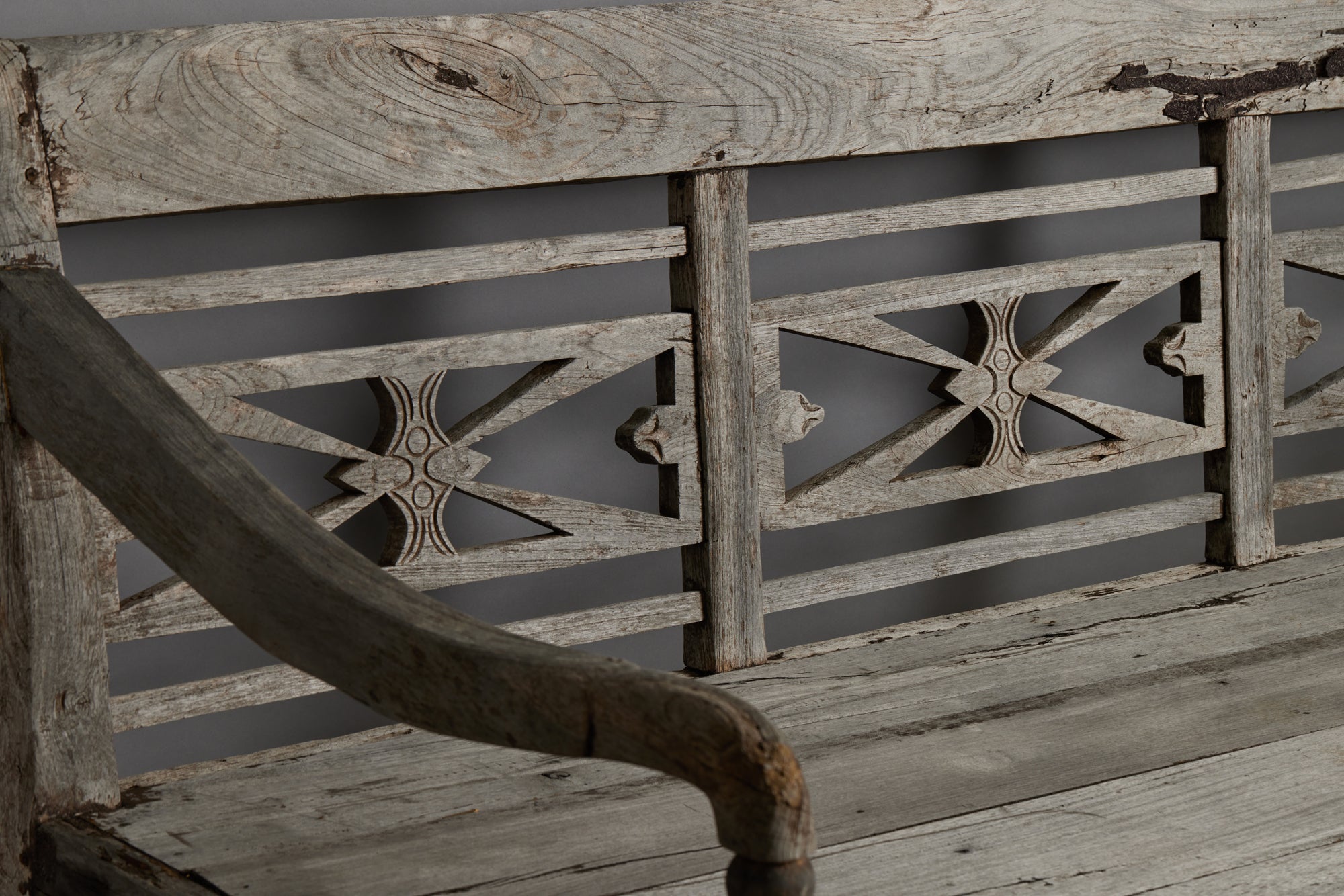 Handcrafted Teak Wood Dutch Colonial Bench from Java – Durable & Stylish Seating for Entryway, Patio, or Garden