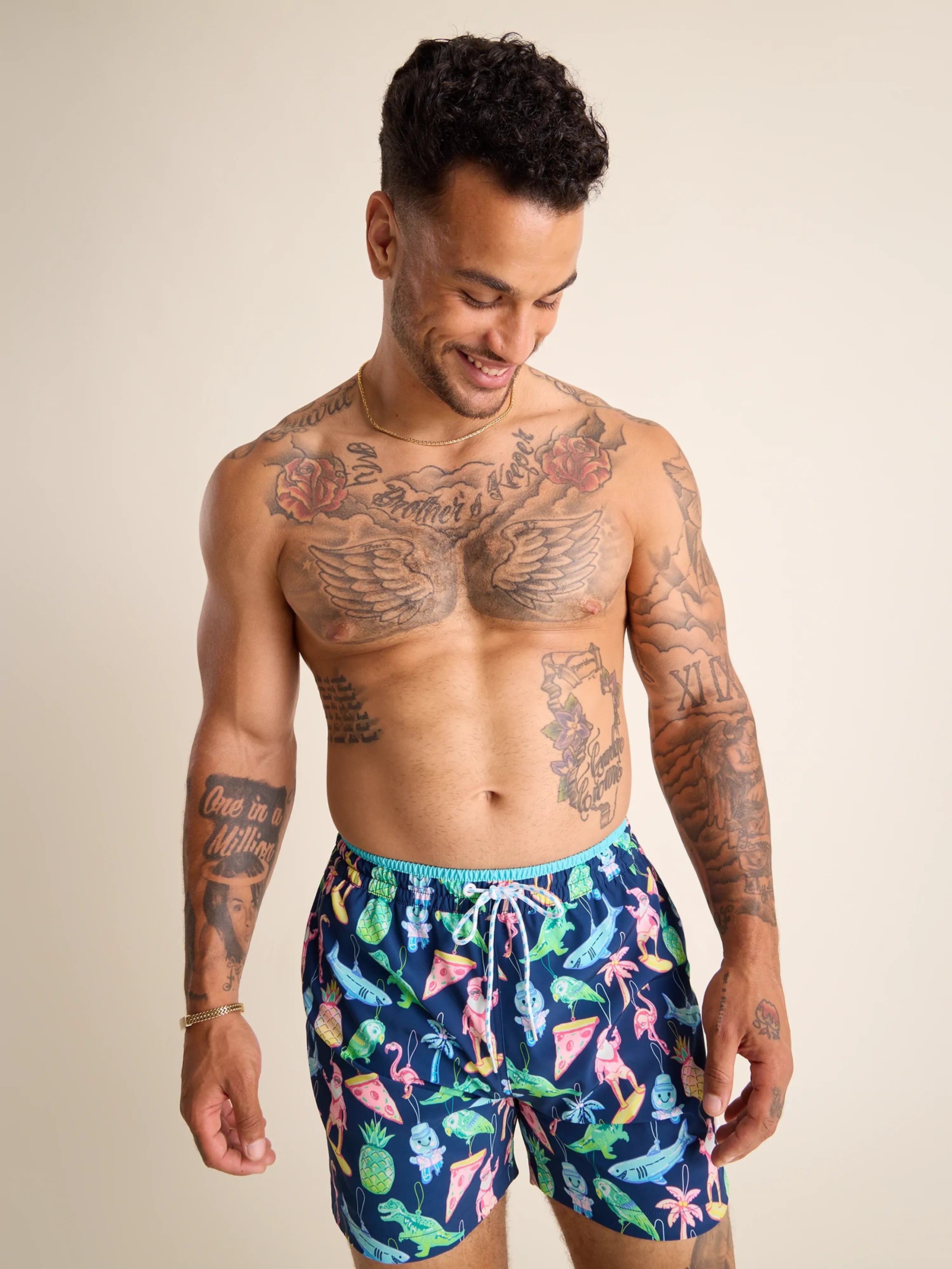 Chubbies 5.5 Inch The Holidoozies Swim Trunks for Men - Quick Dry Beach Shorts with Pockets - Navy Blue Swimwear for Pool, Vacation & Summer Activities