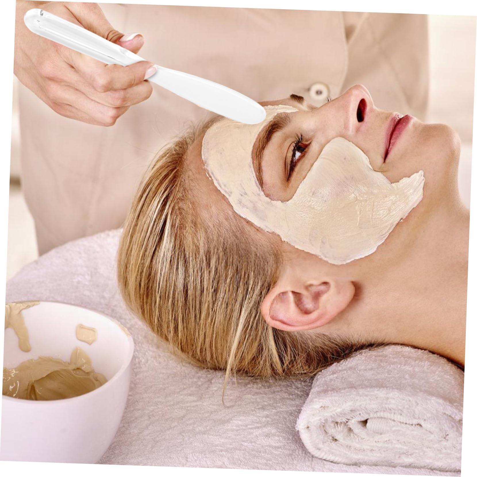 Professional Plastic Face Scraper & Jelly Mask Spatula - Beauty Cosmetic Mixing Spoon for Creams, Serums & DIY Skincare - Perfect for Facial Treatments, At-Home Spa & Makeup Application