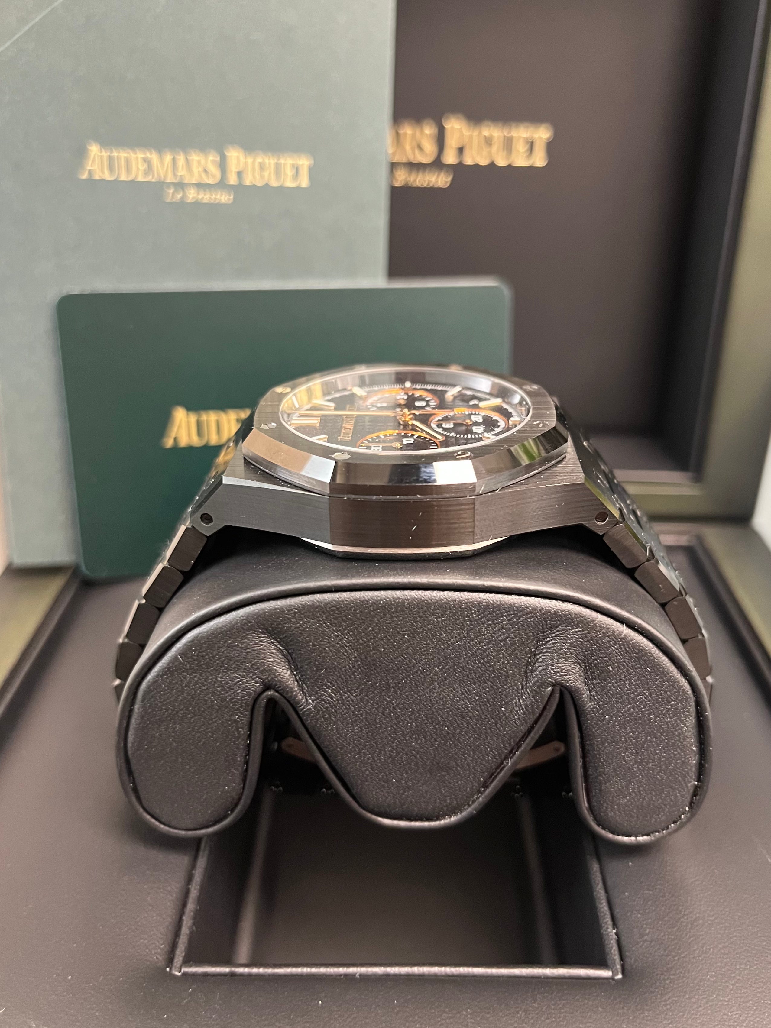 Audemars Piguet Royal Oak Chronograph 41mm Ceramic Men's Watch 26240CE.OO.1225CE.01 - Luxury Swiss Automatic Timepiece for Business & Formal Occasions