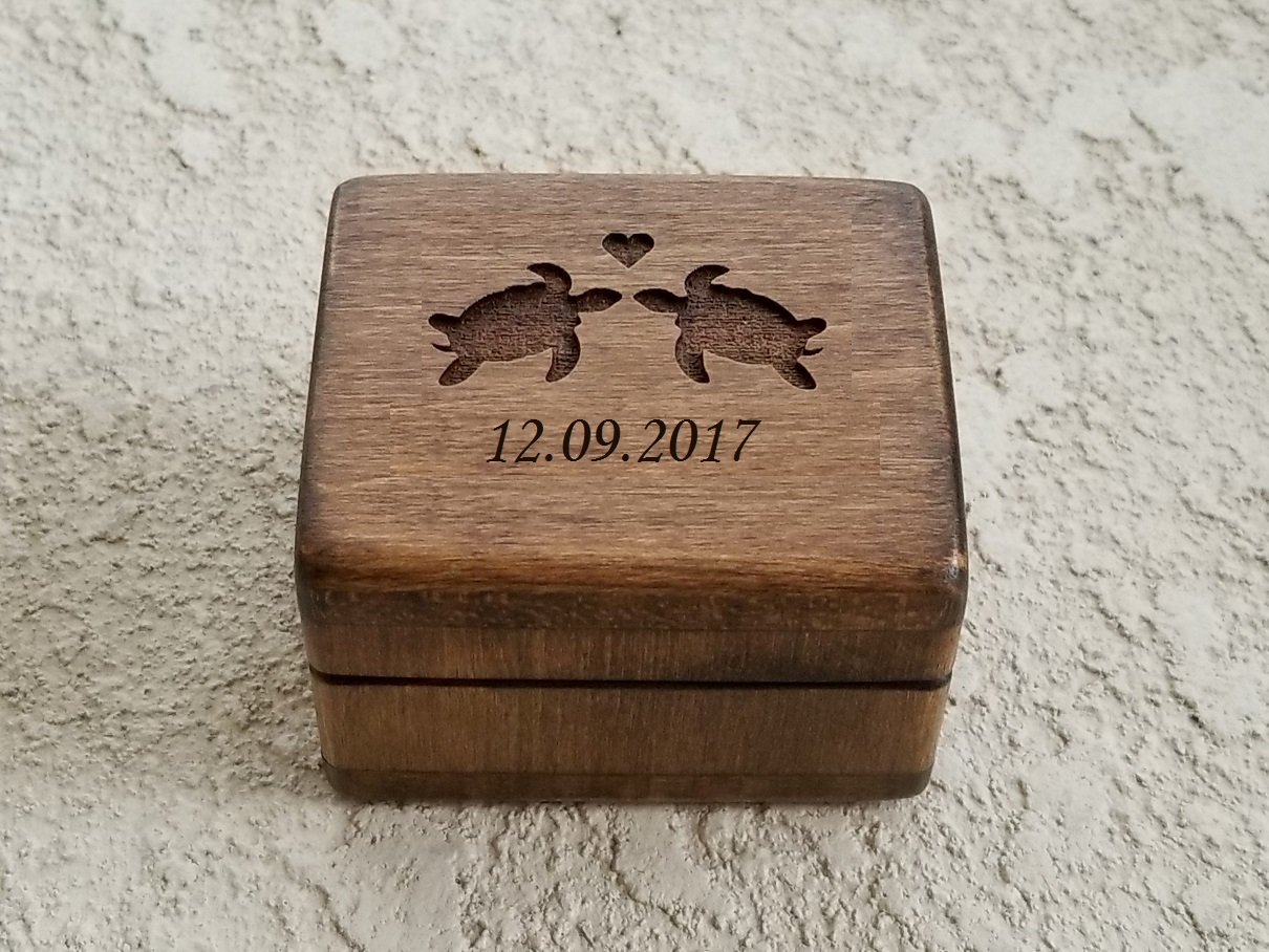 Personalized Engraved Wooden Ring Box with Love Turtles Design - Handmade Sea Turtle Jewelry Box for Beach Weddings & Engagements - Unique Valentine's Day Gift for Couples (Perfect for Destination Weddings, Anniversary Surprises & Romantic Proposals)