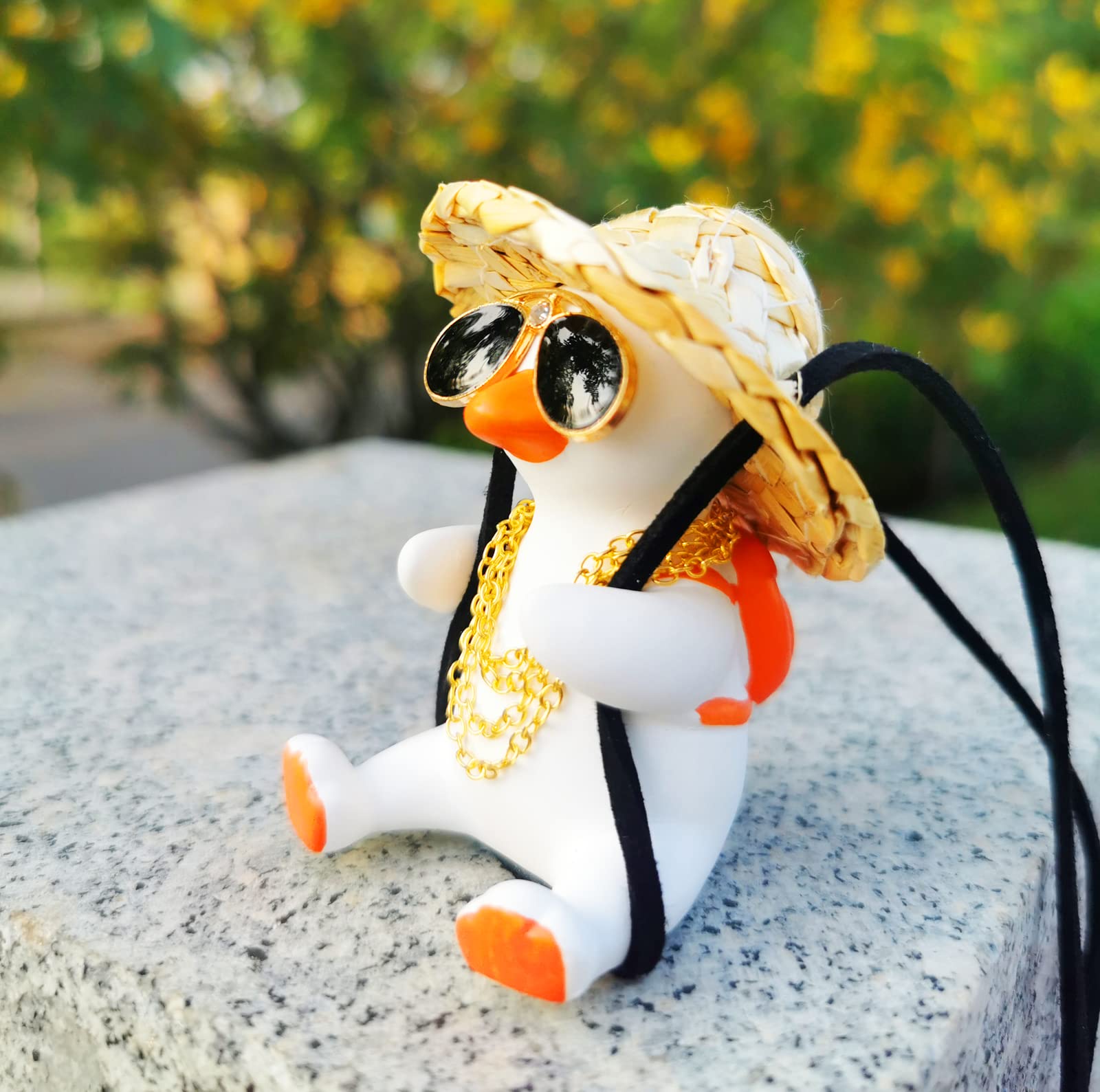Cool Swinging Duck Car Hanging Ornament - Funny Rear View Mirror Accessories for Cars & Trucks | Cute Car Charms for Teens, Men & Women | Perfect for Road Trips & Daily Commutes