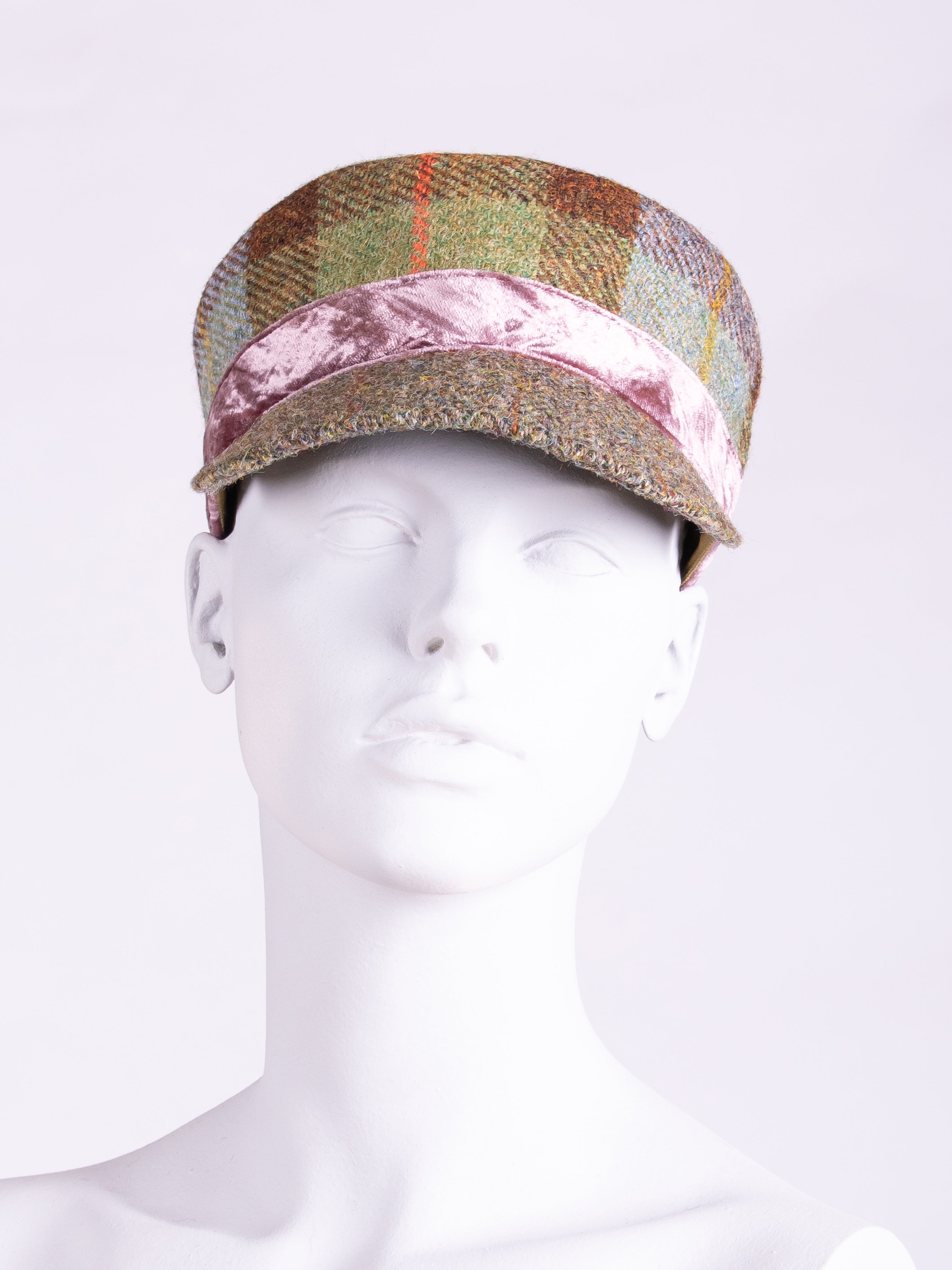 Town and Country Cap by MacLeod in Moss Green & Velvet - Classic Vintage Style Hat for Outdoor Adventures, Casual Wear & Fashion Accessories