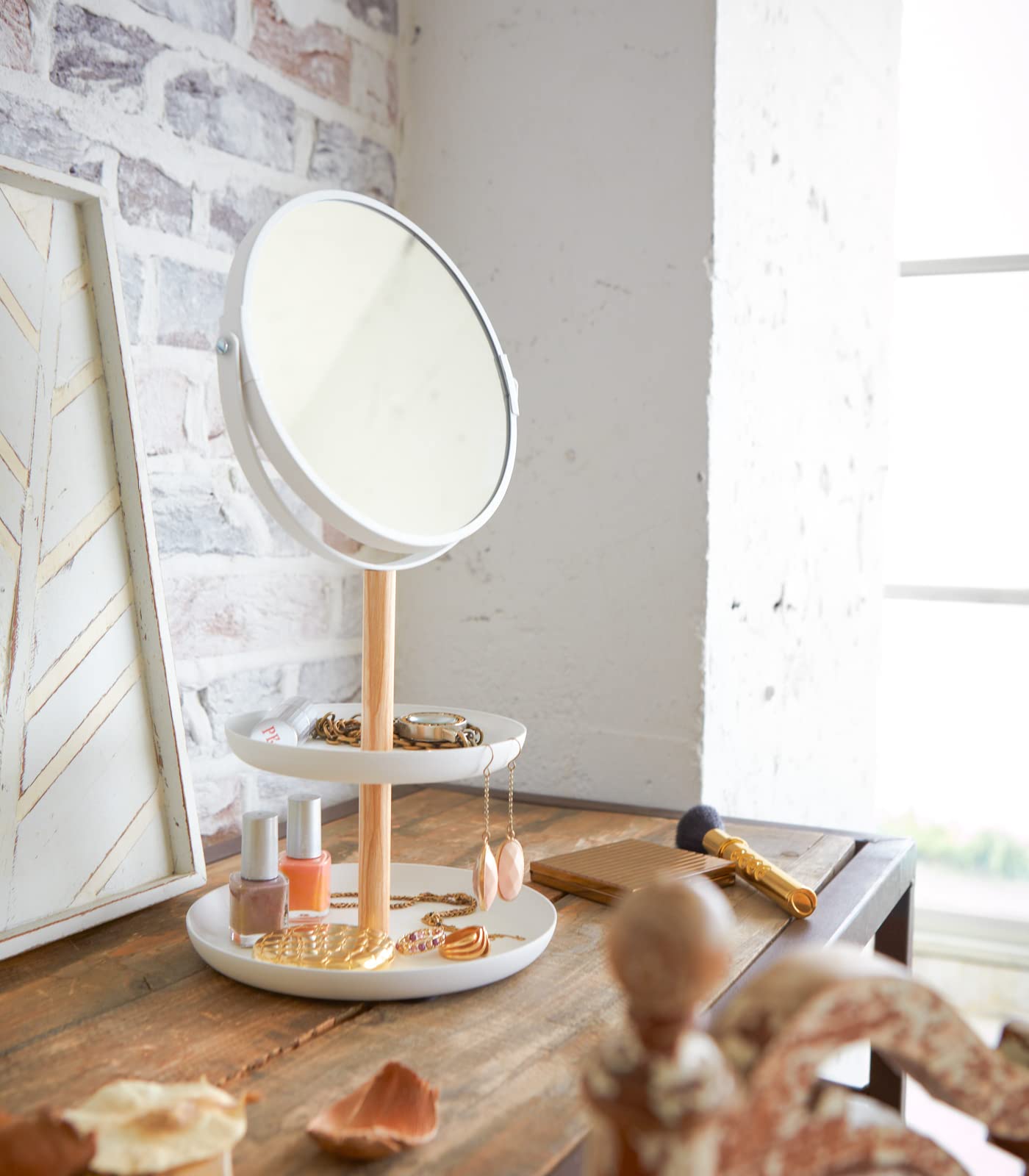 YAMAZAKI Home Tosca Accessory Trays & Mirror - White | Stylish Bathroom & Vanity Organizer for Jewelry, Cosmetics & Essentials