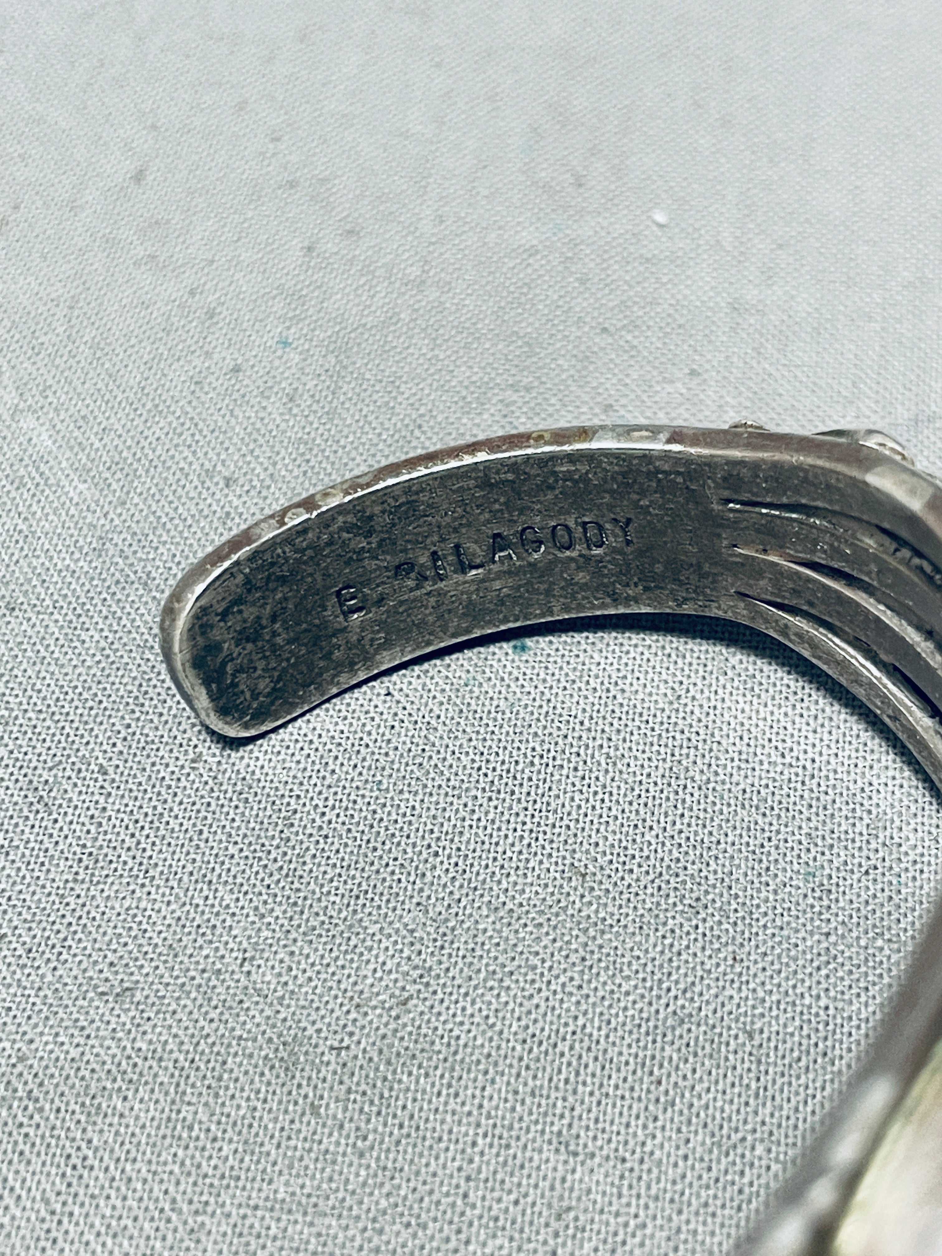 Vintage Navajo Turquoise Sterling Silver Bracelet - Handmade Native American Jewelry for Women - Perfect for Boho Fashion, Gift Giving & Special Occasions