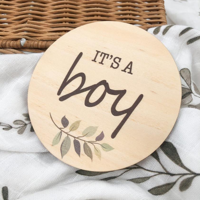 Personalized Baby Boy Milestone Plaques - Handcrafted Wooden Announcement Signs for Monthly Photo Shoots, Nursery Decor & First Birthday Party Decorations