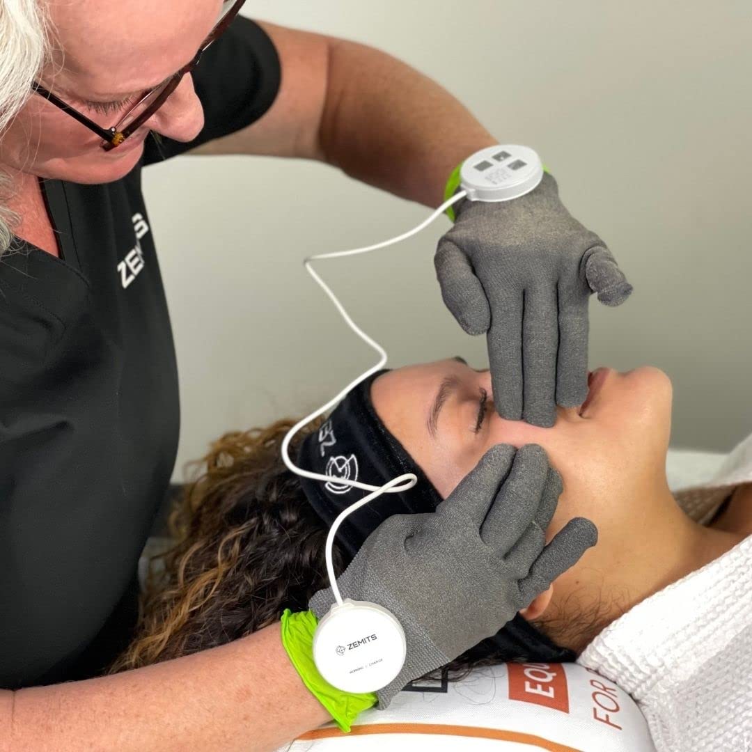 ElastiStrom Microcurrent Gloves & Facial Device - Anti-Aging Face Lifting, Wrinkle Reduction, Body Shaping & Muscle Toning Massager for Home & Spa | US Brand | Perfect for At-Home Skincare & Body Contouring Treatments