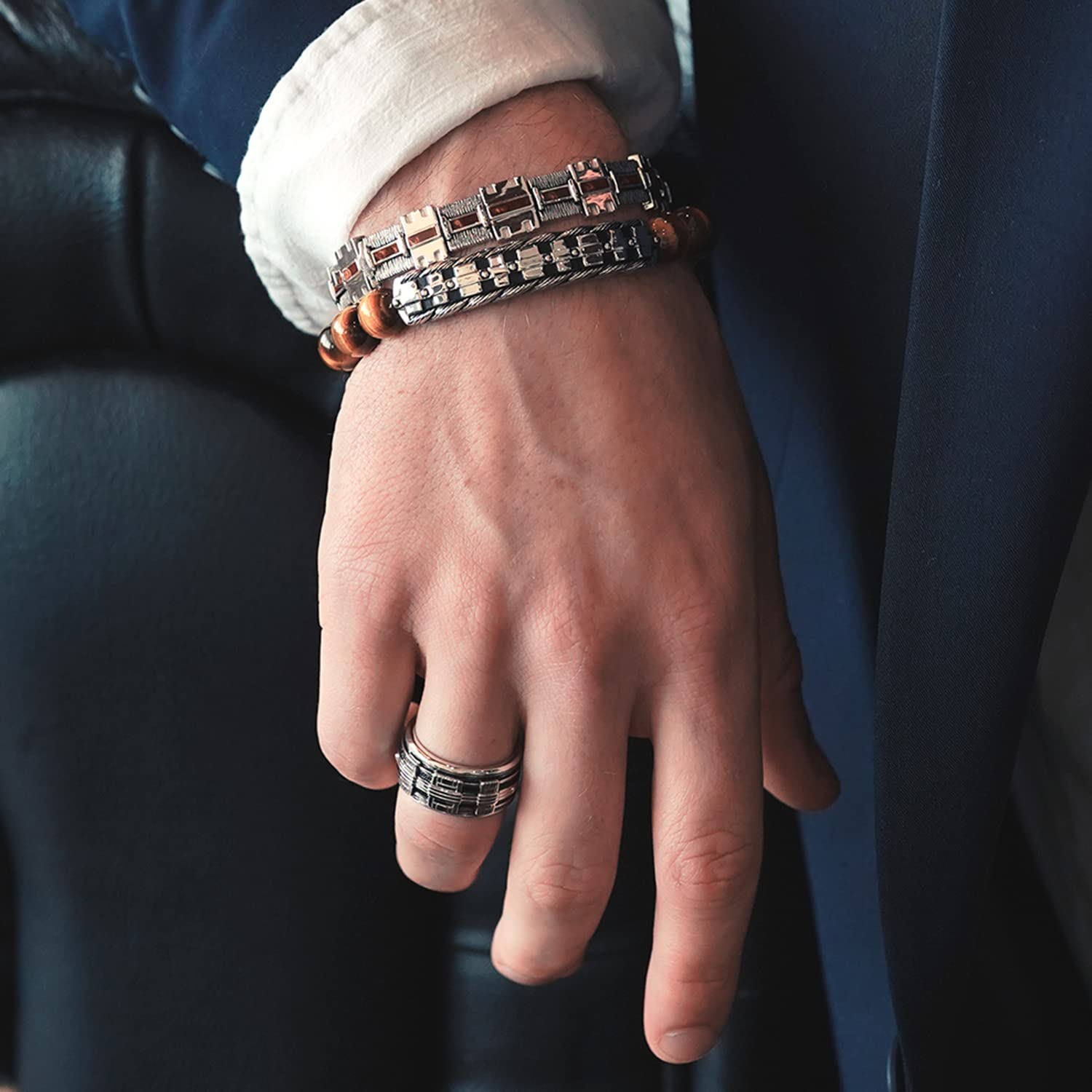 Jewelili Star Wars™ Men's The Wookie Ring - Silver & Black Rhodium Band | Official Star Wars Jewelry Gift for Men | Premium Gift Box Included | Perfect for Cosplay, Collectors & Sci-Fi Fans