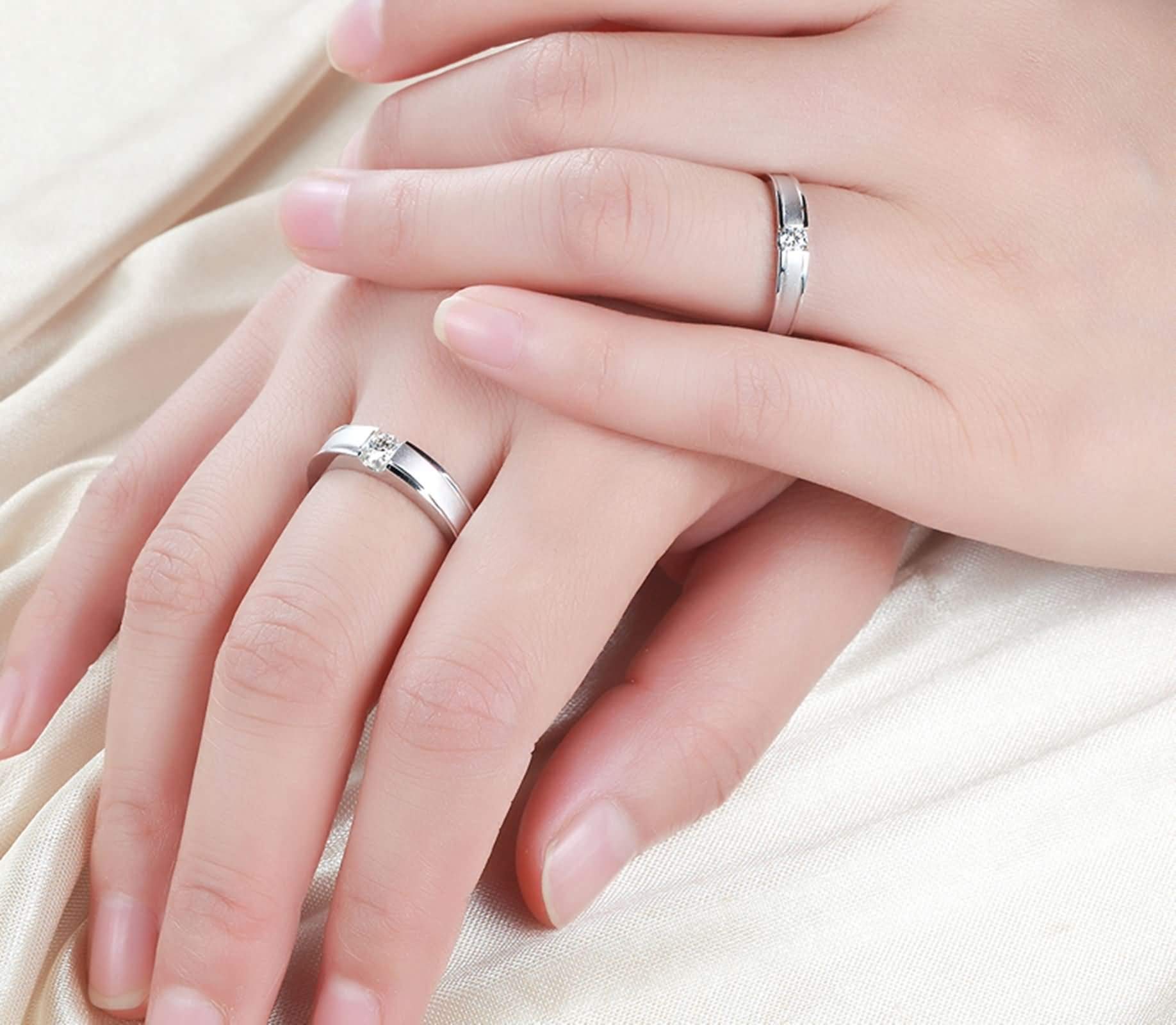**Daesar Platinum Couple Rings - 0.3ct Diamond Anniversary Bands for Men & Women, Matte Round White Gold Promise Rings - Perfect for Weddings, Engagements & Romantic Gifts**