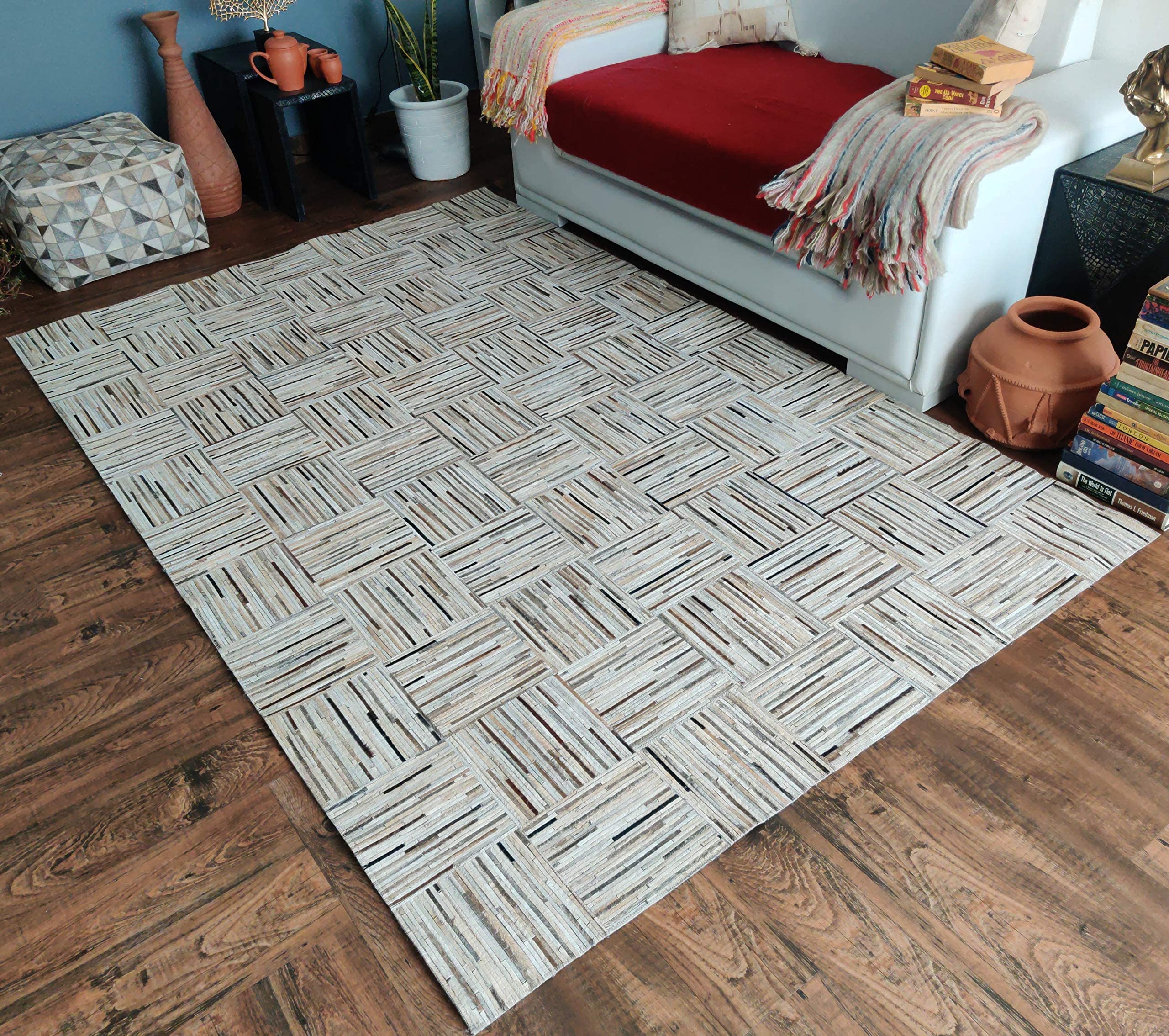 Loominaire Handmade Natural Fiber Rug - Easy Maintenance Lodge Leather Carpet for Living Room, Bedroom & Family Room - 2'3