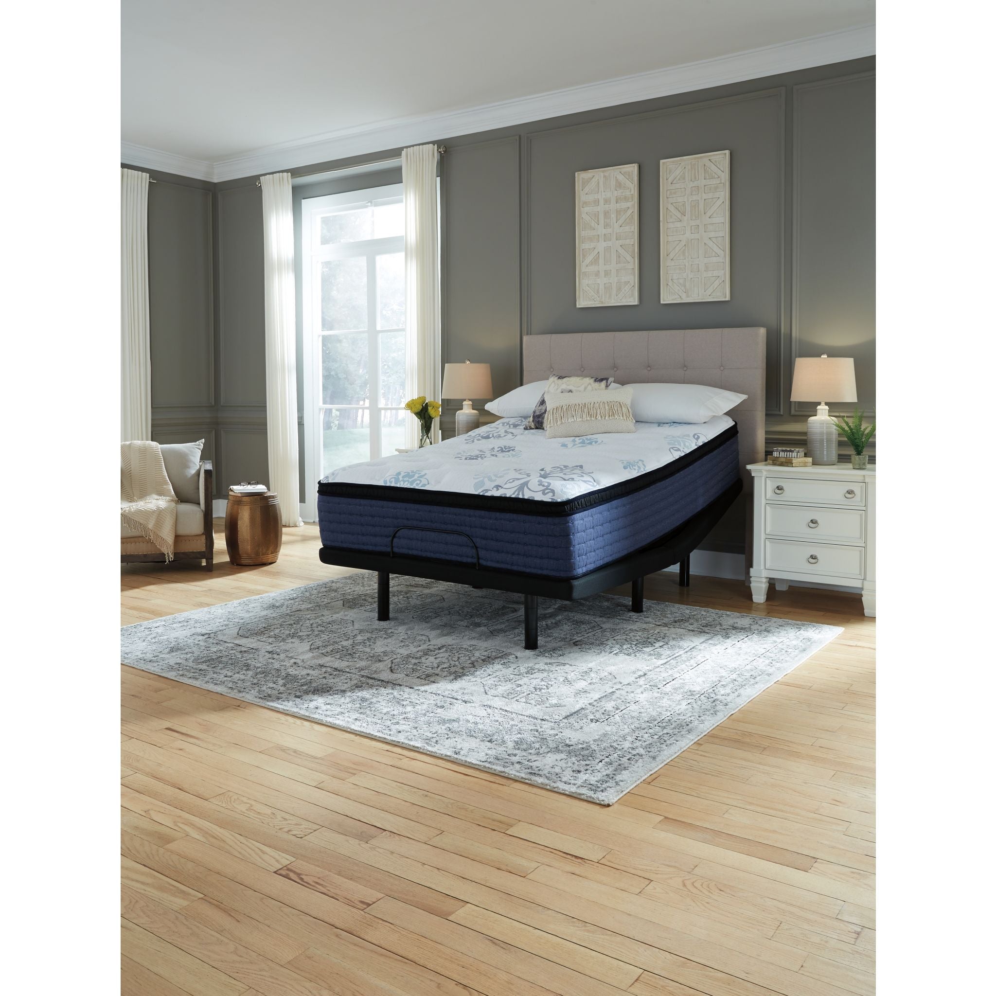 Ashley Sleep Bonita Springs 17 Inch Euro Top Innerspring Mattress in a Box - Queen Size, Medium Firm, Cooling Gel Memory Foam for Back Pain Relief - Perfect for Bedrooms, Guest Rooms & Dorm Rooms