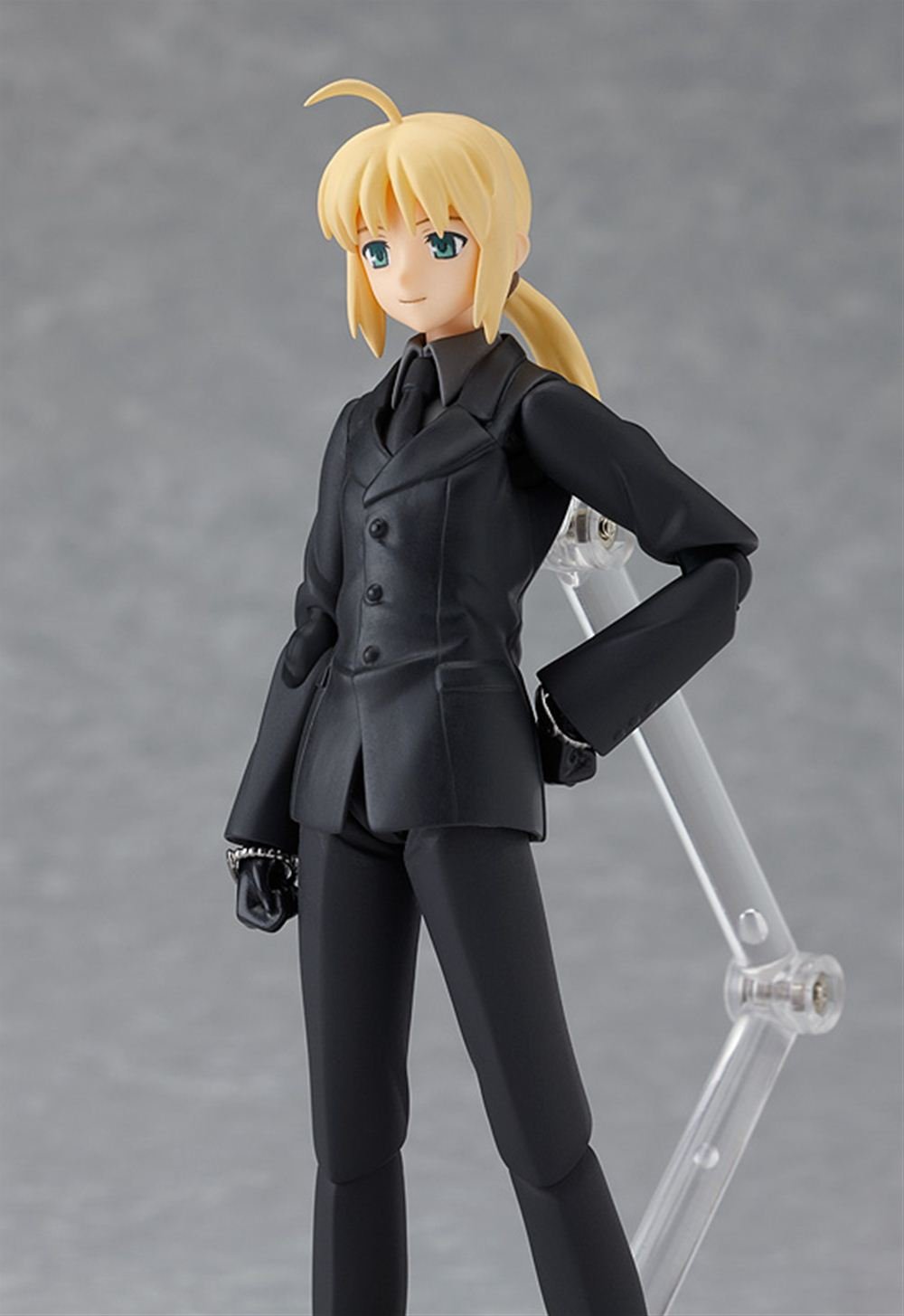 Max Factory Fate/Zero Saber Figma Action Figure - Anime Collectible Toy for Display & Play - Perfect for Fans, Cosplay, and Home Decor