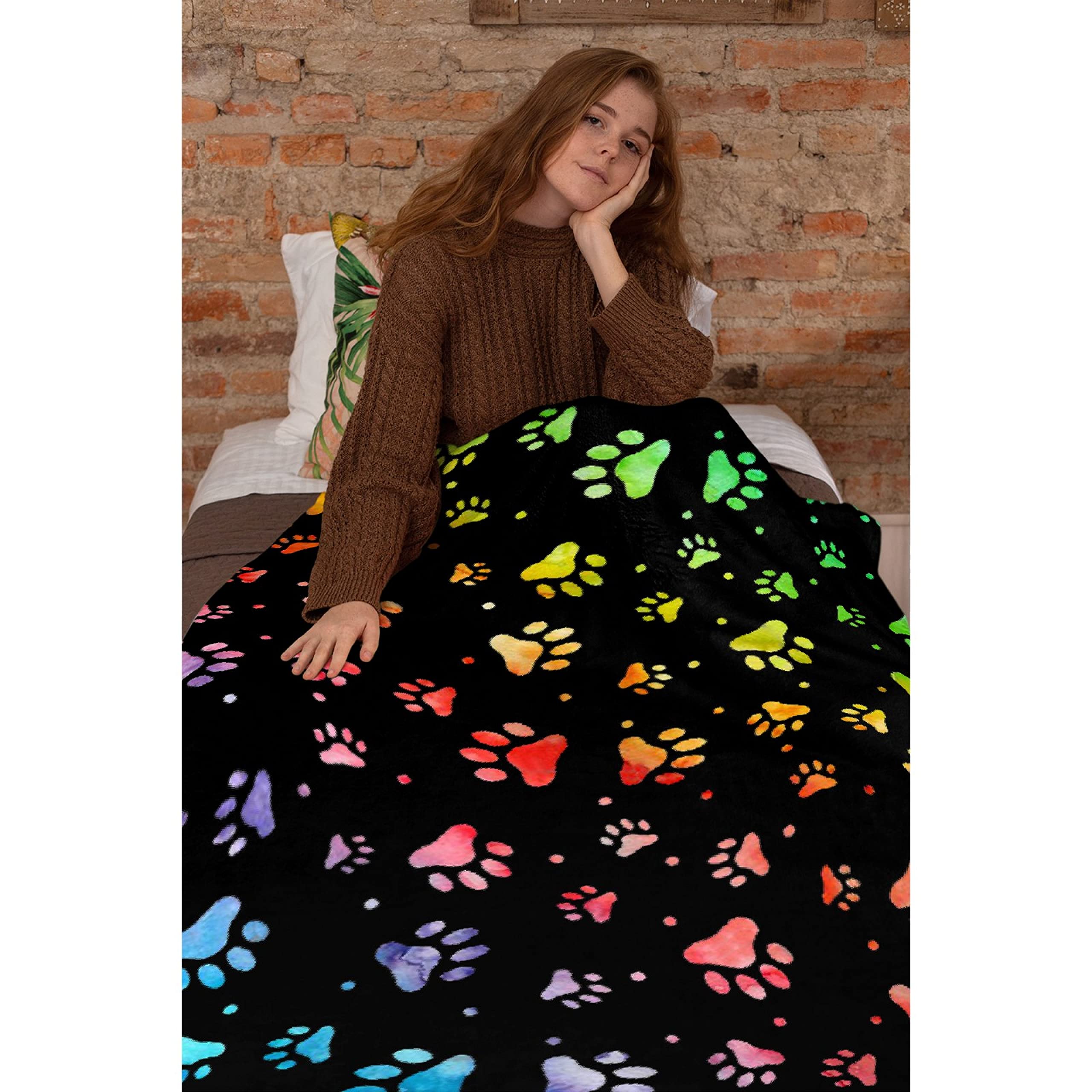 Soft Flannel Fleece Dog Paw Blanket - Lightweight & Cozy Throw for Dog Lovers, 60