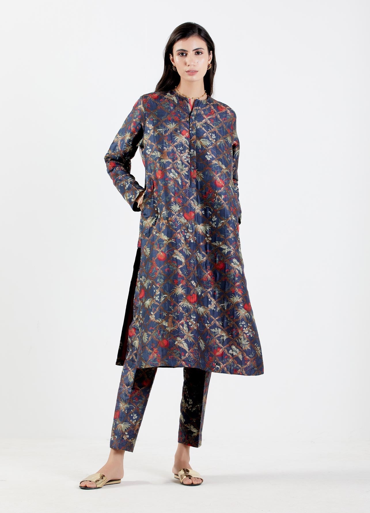 Bade Miyan Kurta Silk Brocade Berry - Premium Indian Men's Kurta for Festivals & Weddings - Perfect for Diwali, Eid & Special Occasions
