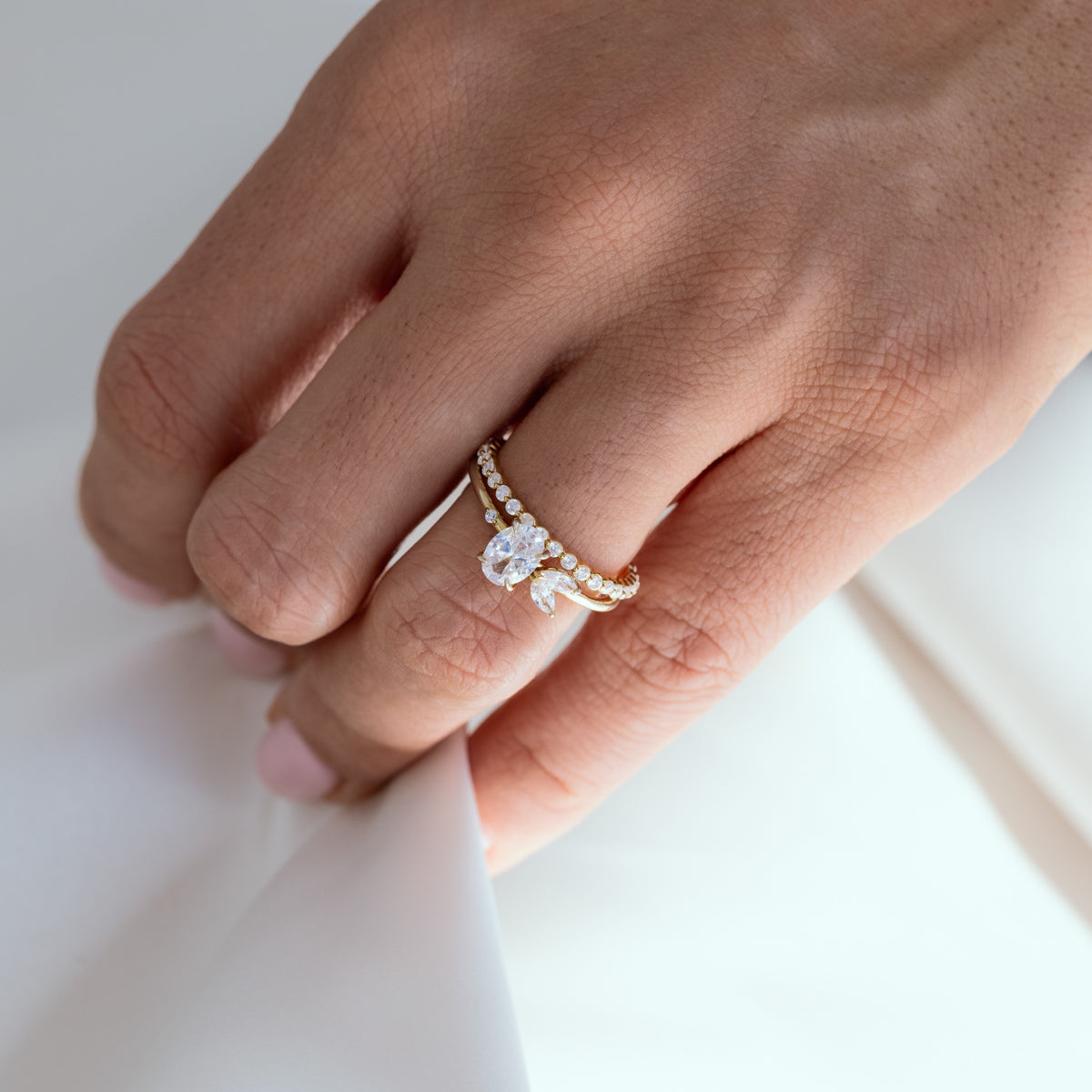 Floating Eternity Diamond Band Ring for Women - 14K Gold or Platinum Wedding & Anniversary Jewelry Gift - Perfect for Bridal, Engagement & Special Occasions