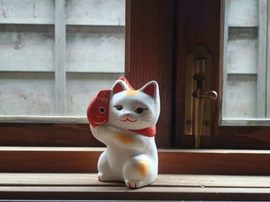 Nagahama Doll Japanese Maneki Neko (Beckoning Cat) White Lucky Cat Figure - Authentic Japanese Good Luck Charm for Home & Office Decor