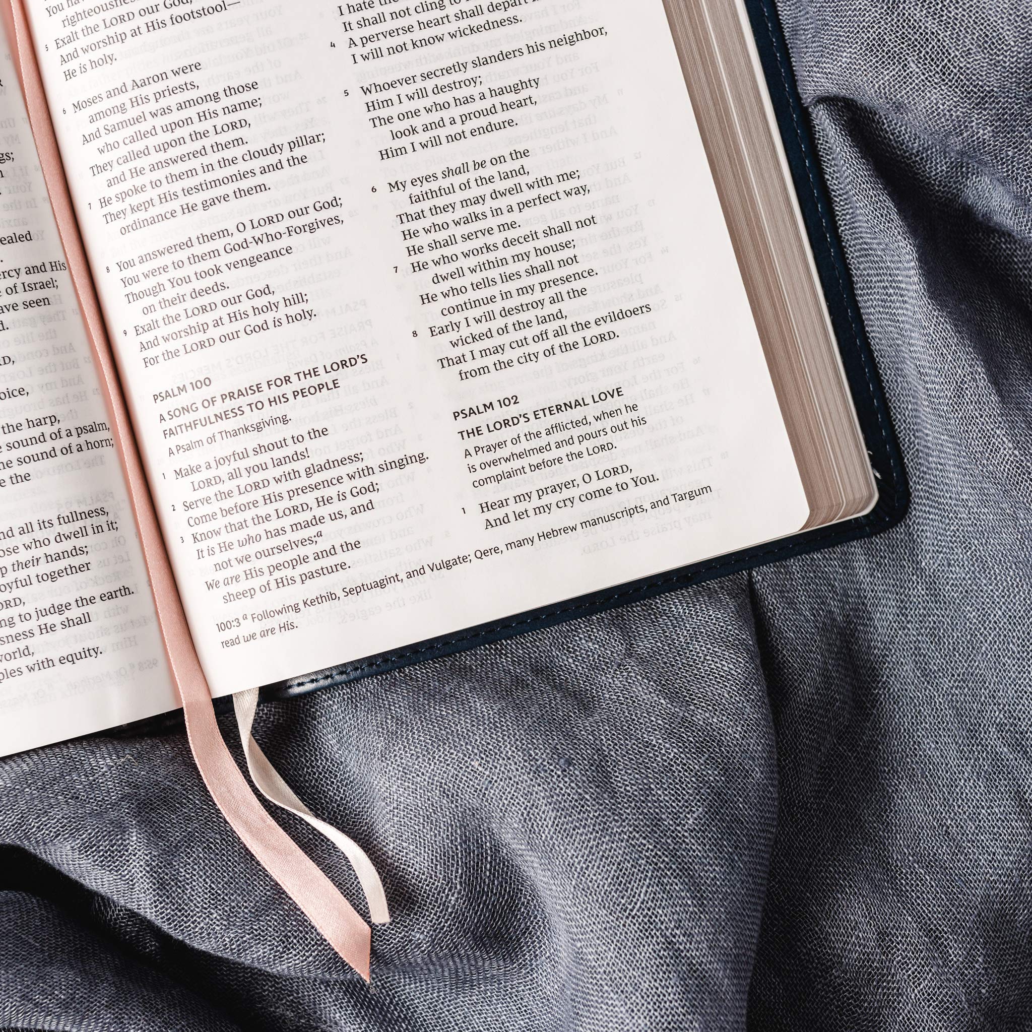 NKJV Thinline Bible - Large Print, Leathersoft Cover, Blue with Red Letter Text, Comfort Print | Holy Bible New King James Version | Perfect for Daily Devotion, Church Services & Bible Study