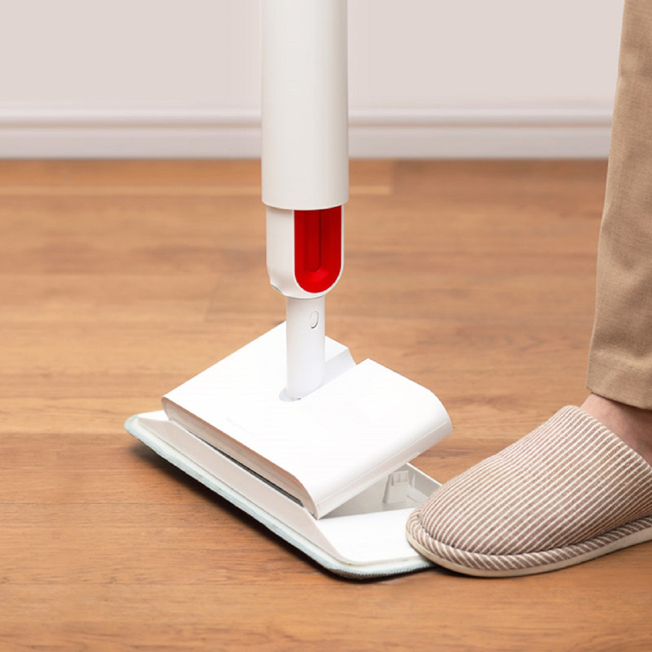 Deerma TB900 2-in-1 Sweeping and Mopping Mop with Water Spray - Perfect for Hardwood Floors, Tile & Laminate Cleaning
