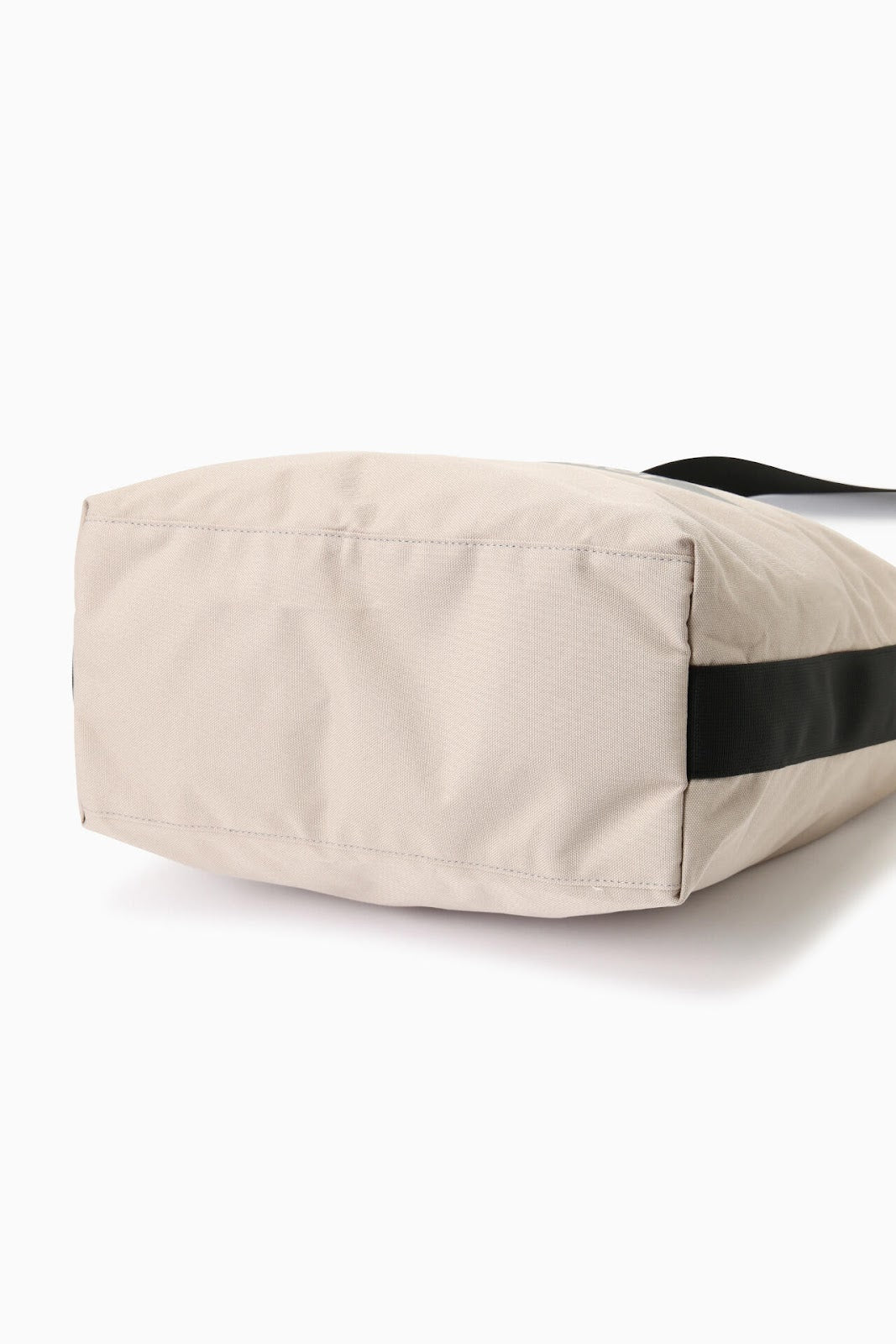 AND WANDER Recycled OX Tote Bag in Beige - Eco-Friendly Canvas Carryall for Travel, Shopping & Daily Commute