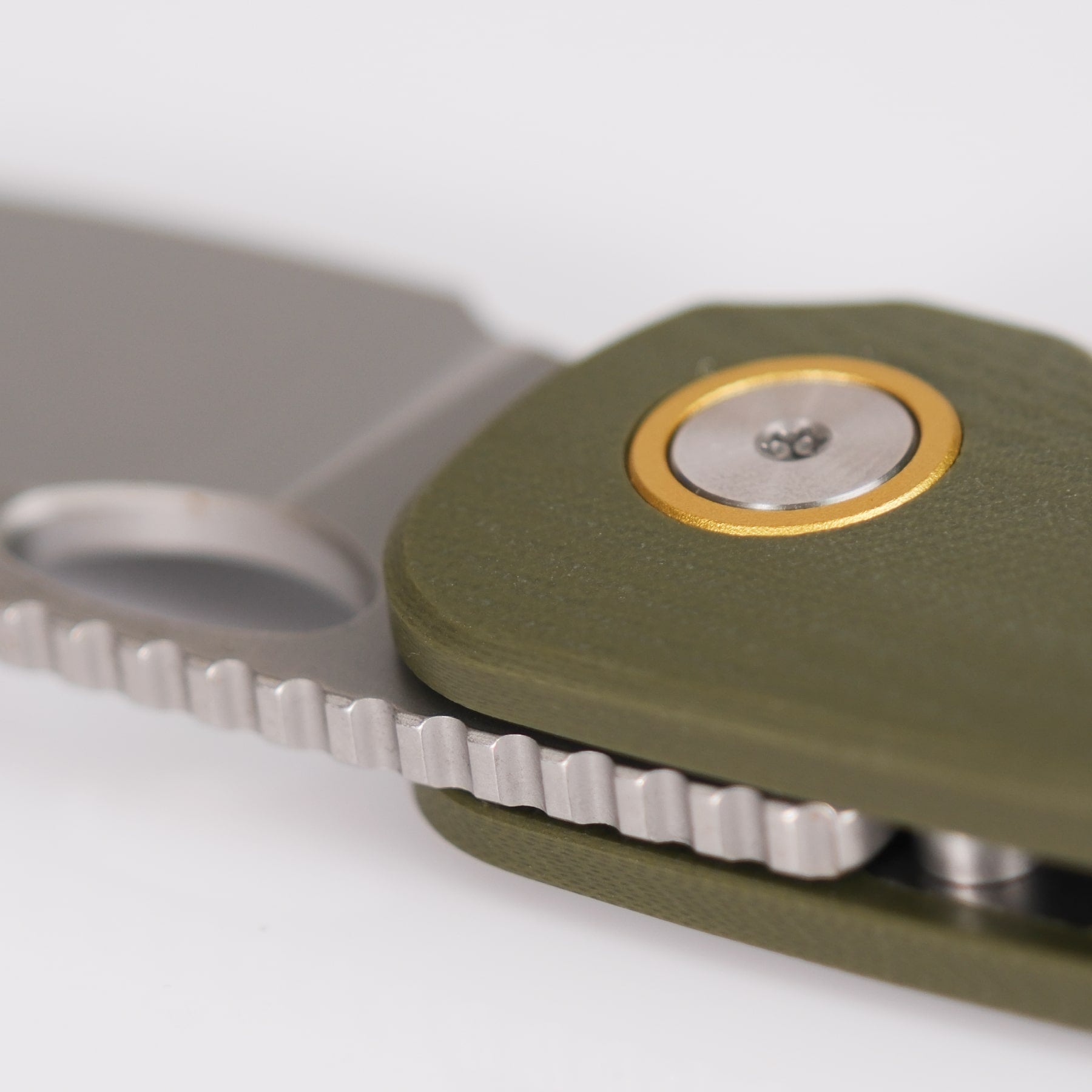 Mini Acorn Liner Lock Pocket Knife - 2.46