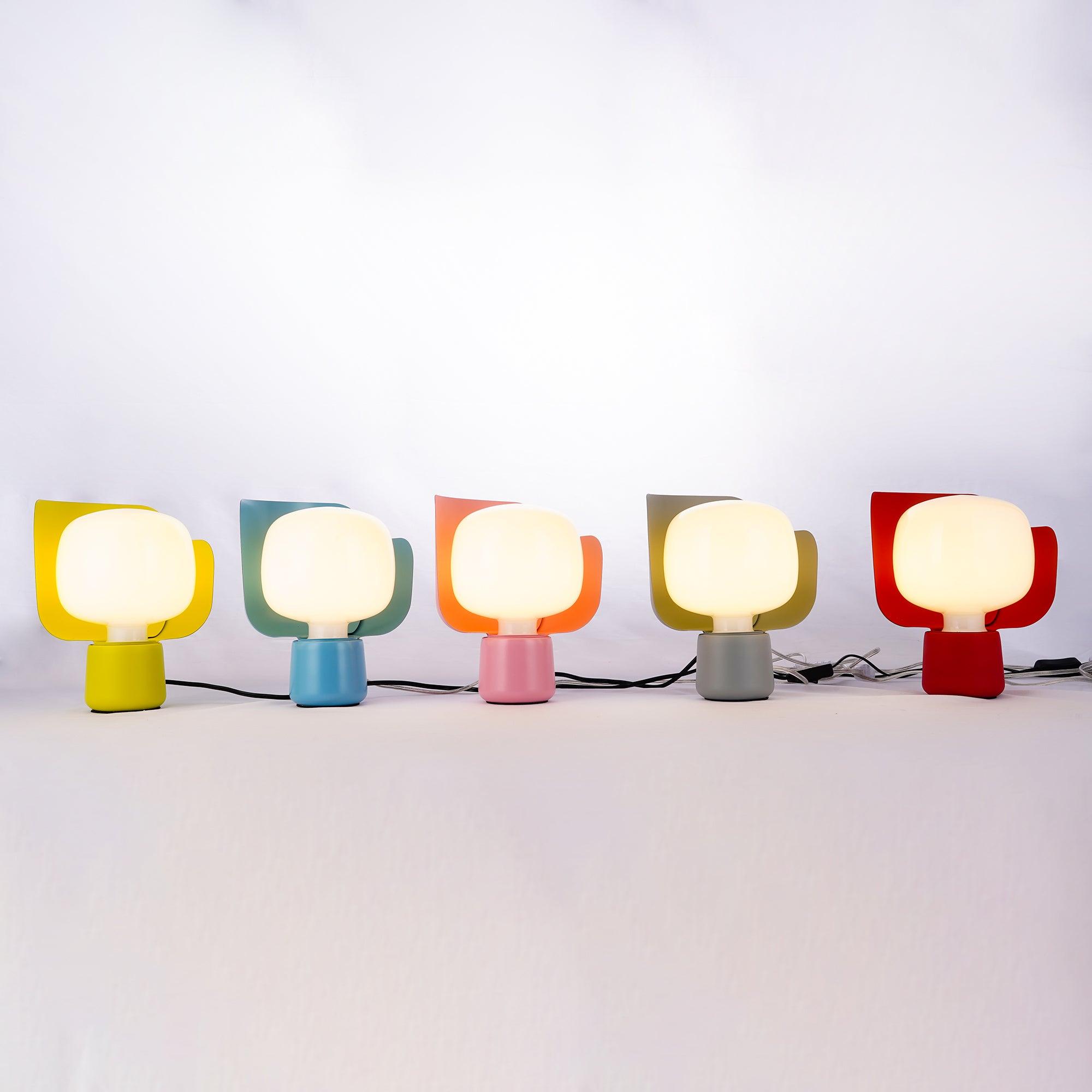 Elegant Petals Glass Table Lamp - Modern Home Decor for Bedroom, Living Room & Office - Soft Ambient Lighting for Relaxation & Cozy Atmosphere