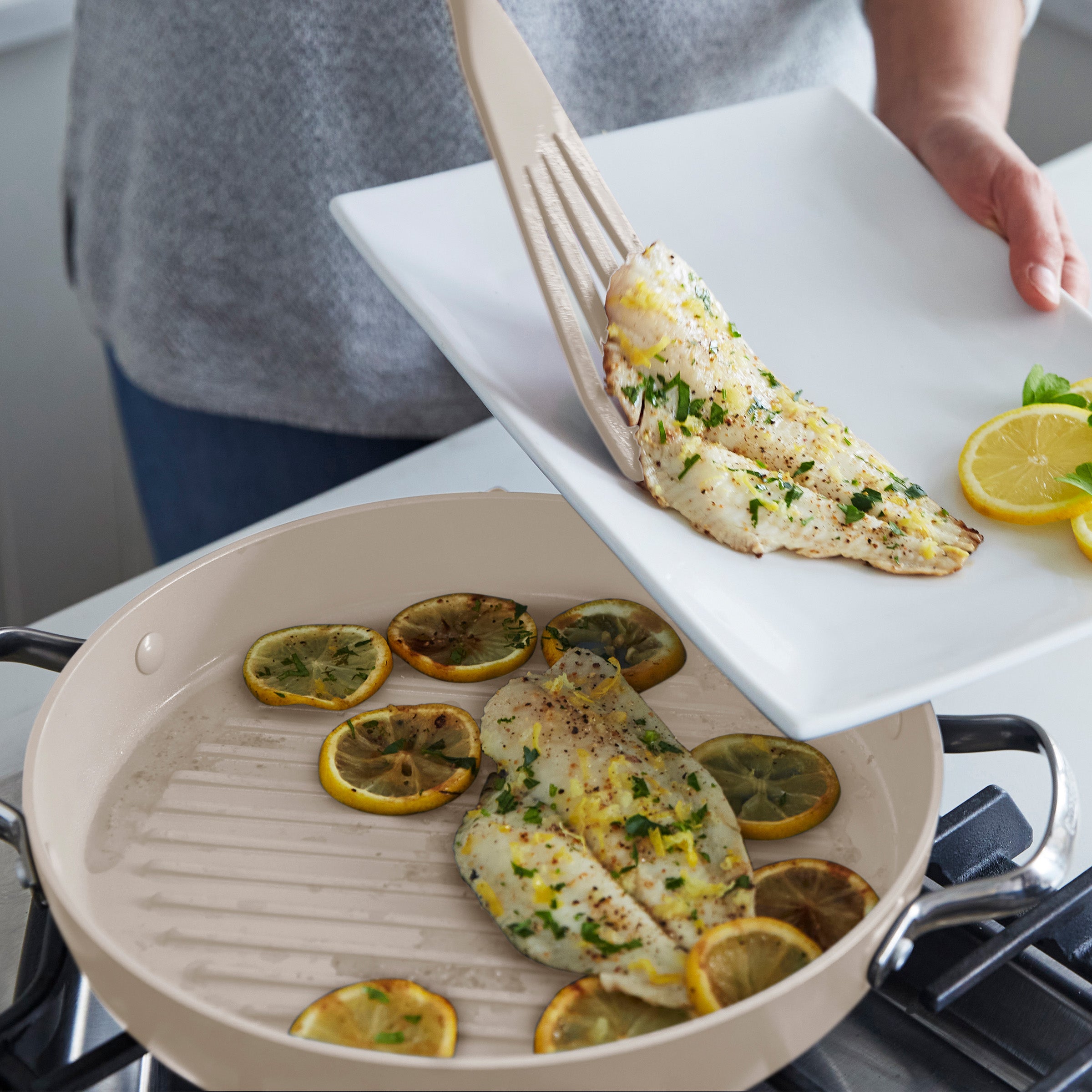 Premium Platinum Silicone 7-Piece Kitchen Utensil Set with Non-Slip Crock - Heat Resistant & BPA Free Cooking Tools in Elegant Taupe | Perfect for Baking, Cooking, and Serving | Dishwasher Safe