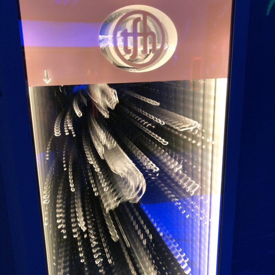 Infinity Bubble Wall - Decorative LED Water Fountain for Home & Office Relaxation - Perfect for Meditation Rooms, Spas, and Waiting Areas
