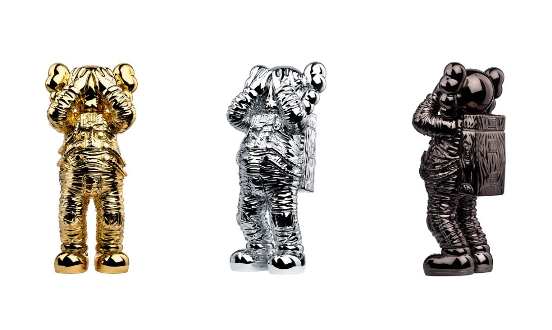 KAWS HOLIDAY SPACE FIGURE Collectible Art Toy - Limited Edition Vinyl Sculpture for Home Decor & Gift Giving | Pop Culture Display, Office Decoration, and Art Collection