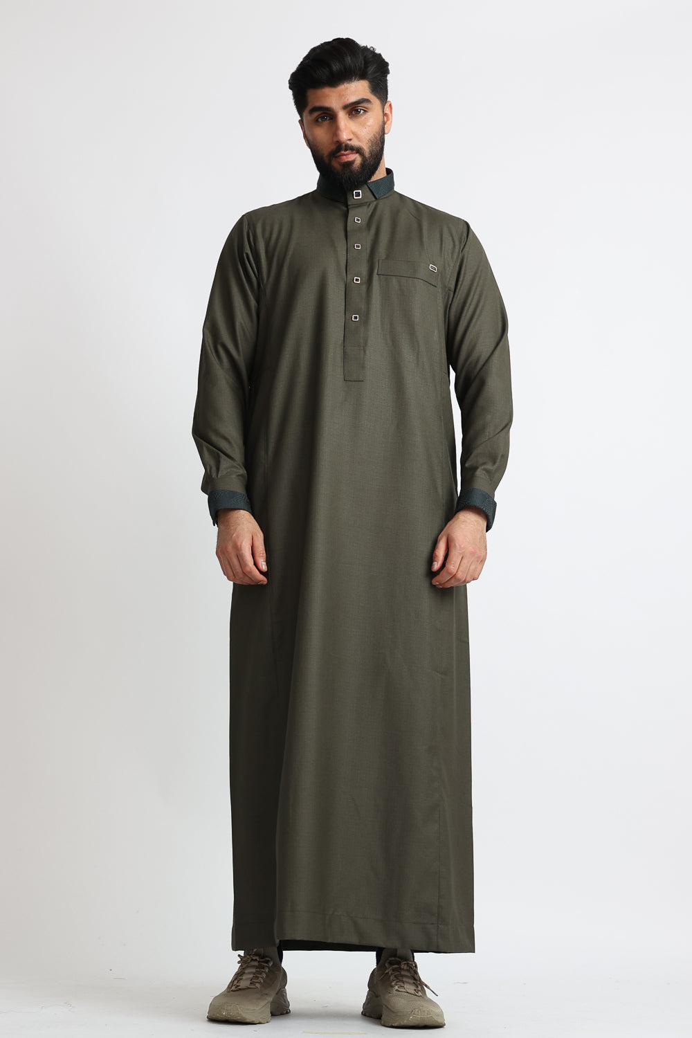 J131 Nevergreen Thobe for Men - Premium Cotton Islamic Robe & Traditional Arabic Dress - Perfect for Eid, Prayer, and Special Occasions