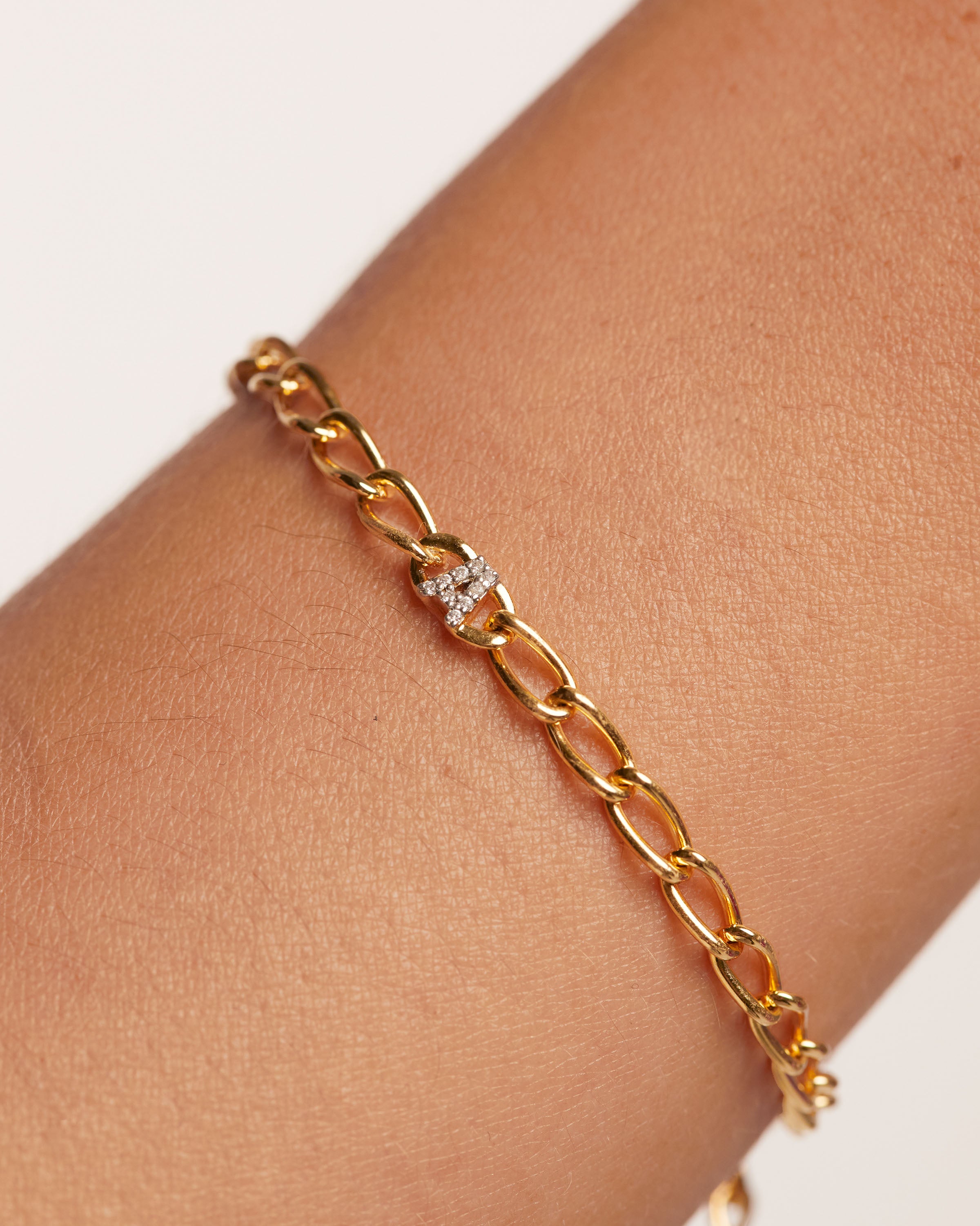 Letter A Chain Bracelet for Women - Gold & Silver Initial Necklace - Personalized Name Jewelry Gift for Her - Perfect for Birthdays, Anniversaries & Everyday Wear