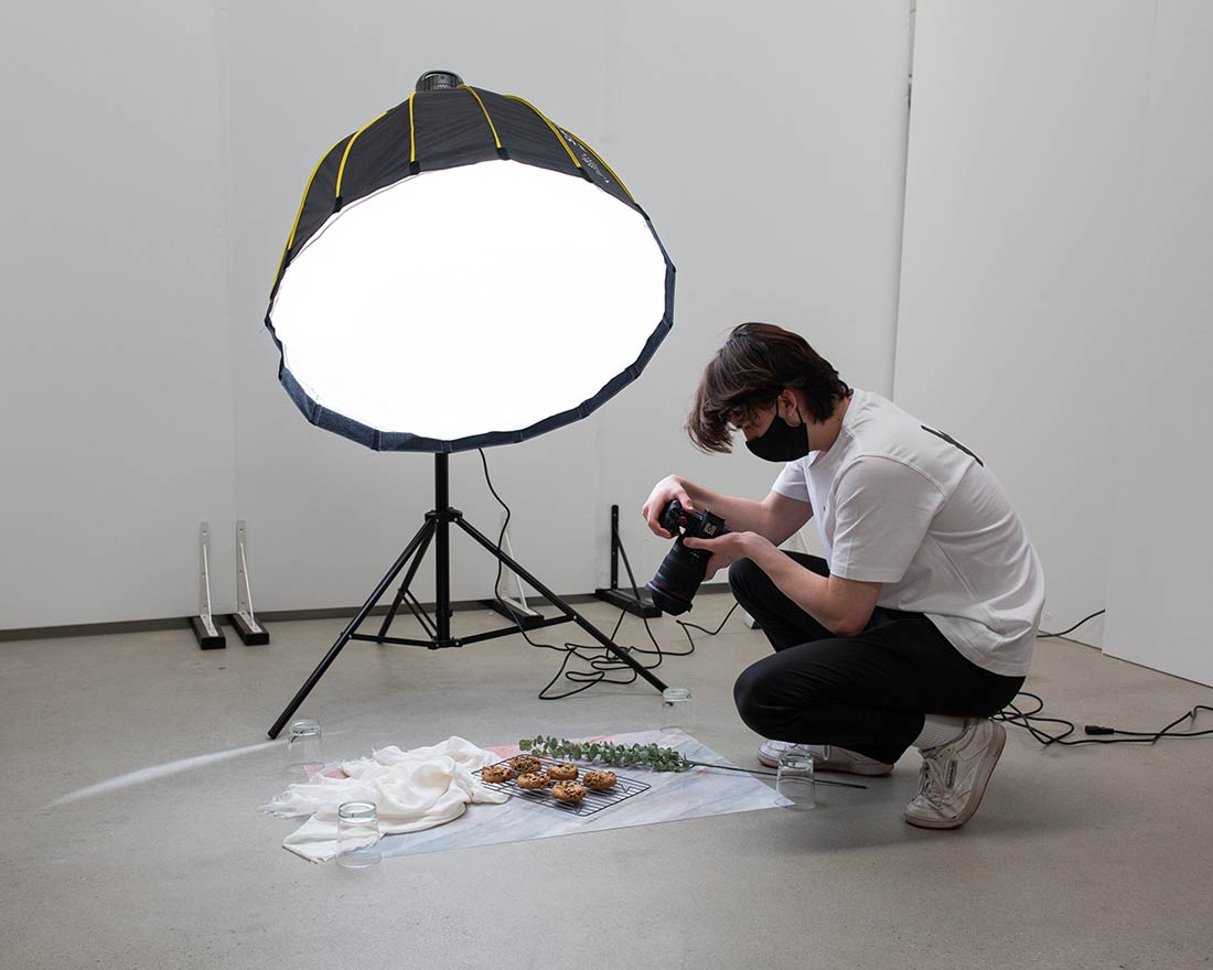 56cm x 87cm Flat Lay Instagram Backdrop for Photography - Perfect for Creators & Innovators - Ideal for Product Shoots, Blogging, and Social Media Content Creation