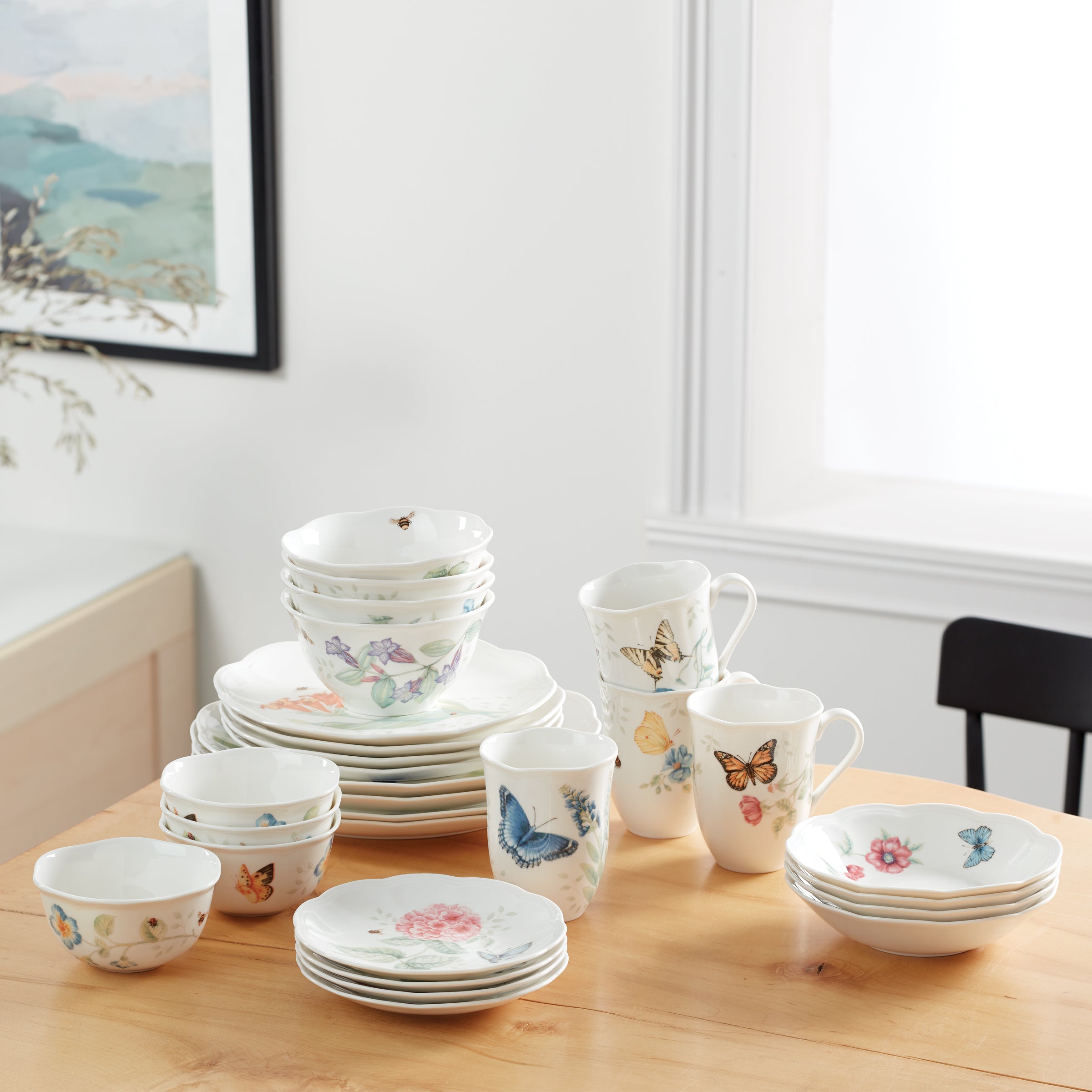 Butterfly Meadow 28-Piece Dinnerware Set - Porcelain Plates, Bowls & Mugs for Family Dining, Dinner Parties & Everyday Use