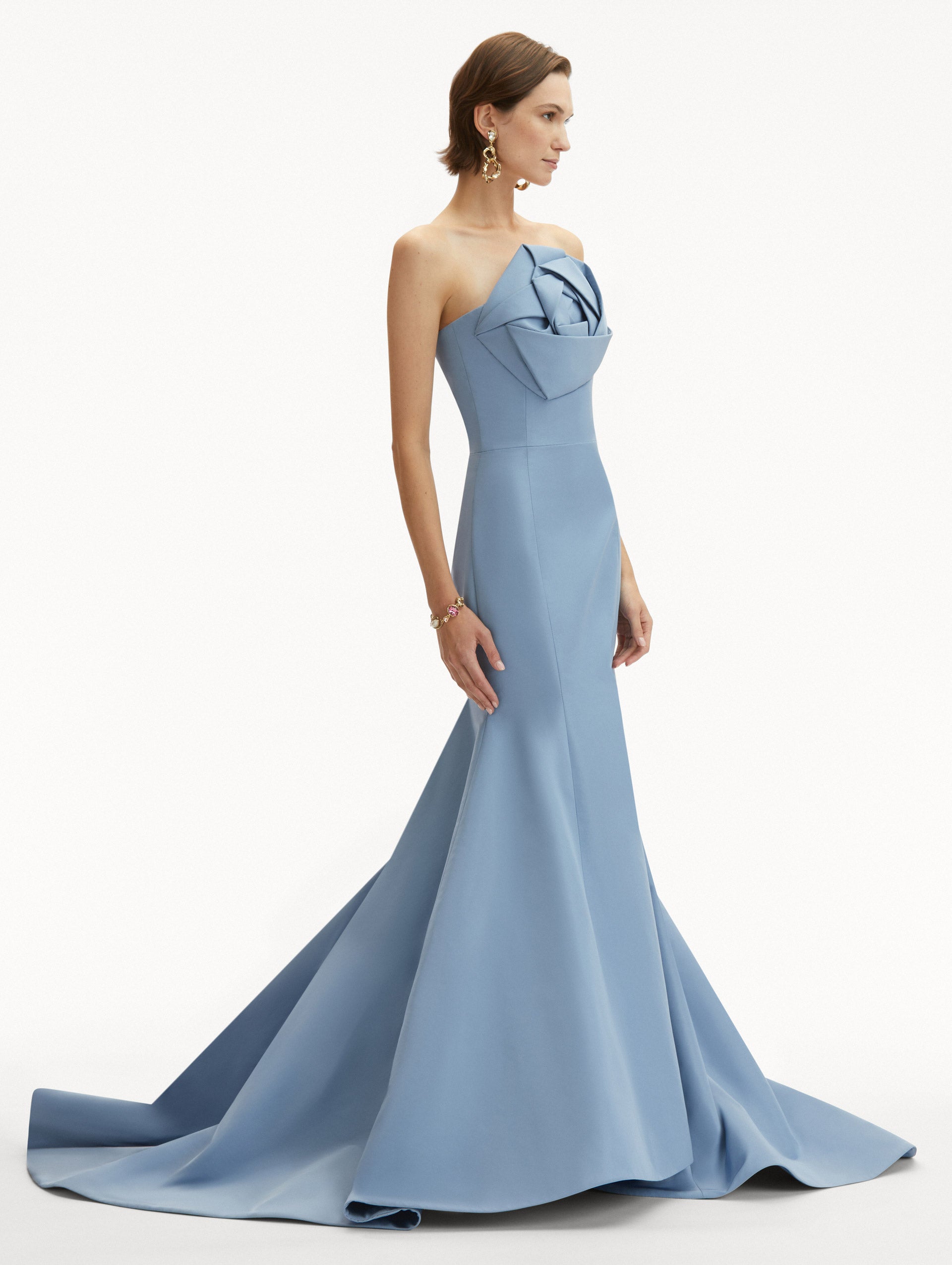 Elegant Rosette Faille Trumpet Gown - Formal Evening Dress for Prom, Wedding & Black Tie Events