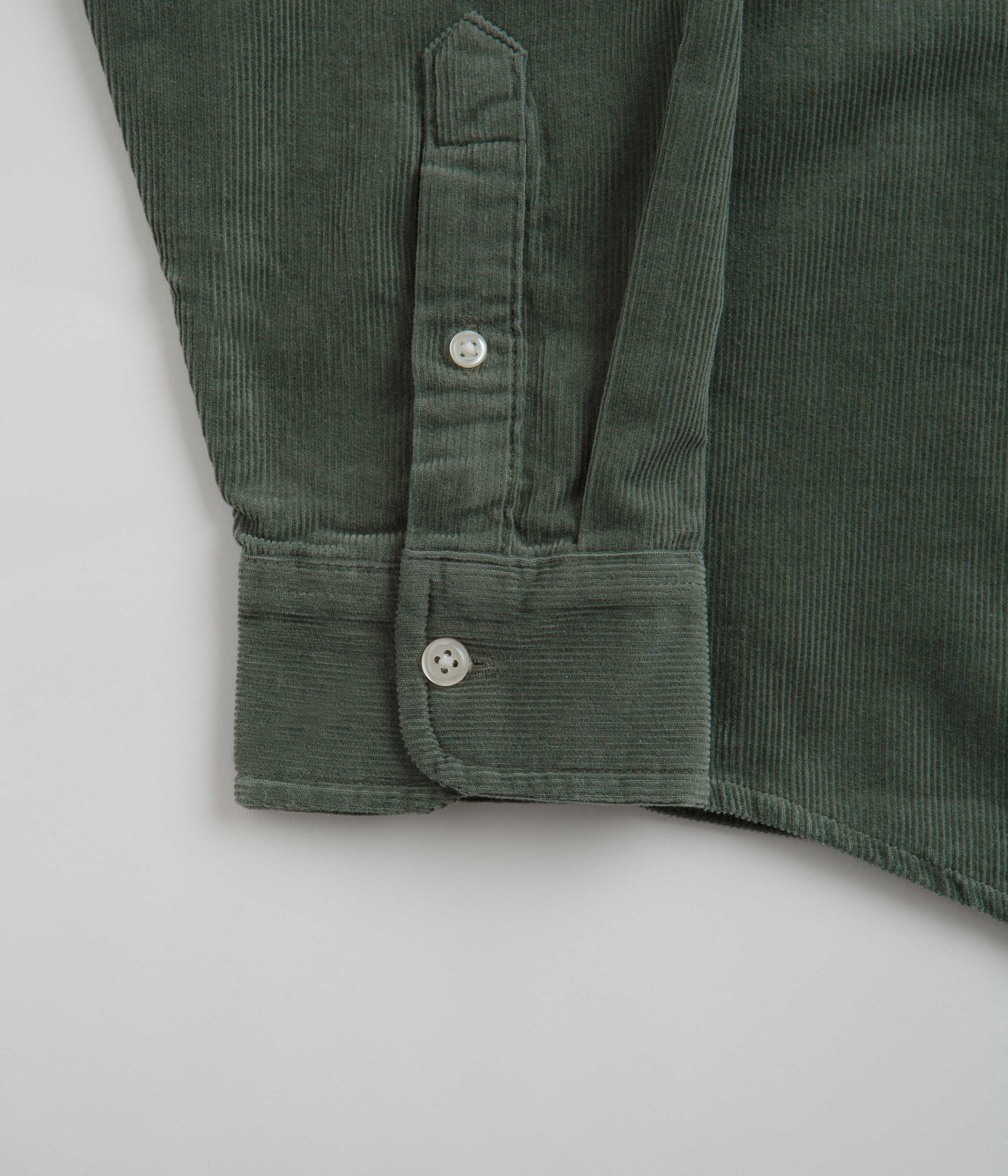 Carhartt Madison Fine Cord Shirt for Men - Durable Waxed Cotton Work Shirt - Perfect for Outdoor Work, Hiking & Casual Wear