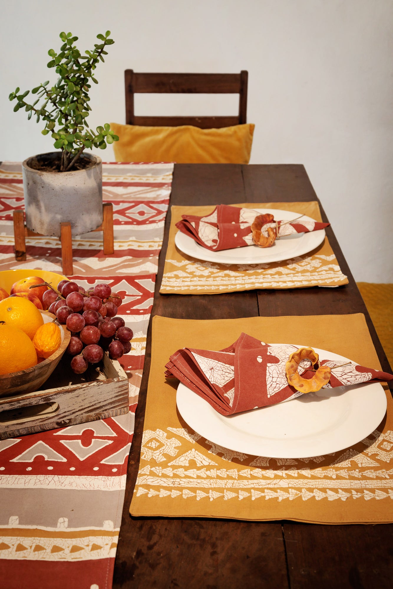 Premium Atlas Table Mats Set of 6 - Non-Slip Heat Resistant Placemats for Dining Table - Perfect for Home, Kitchen, Restaurant & Outdoor Use
