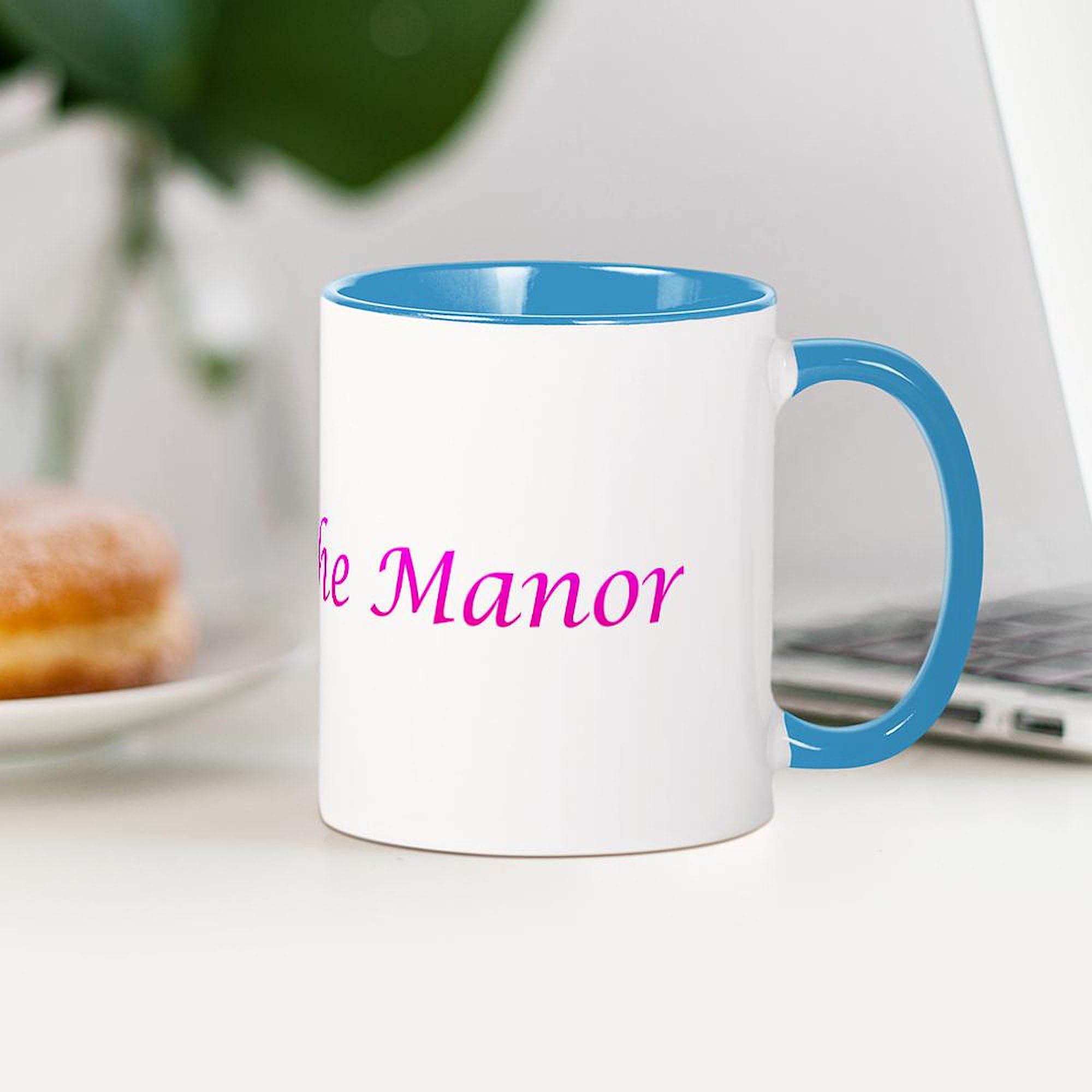 Lady Of The Manor Ceramic Coffee Mug 11 oz (325 ml) - Perfect for Tea, Coffee & Hot Chocolate - Ideal for Home, Office & Gifts