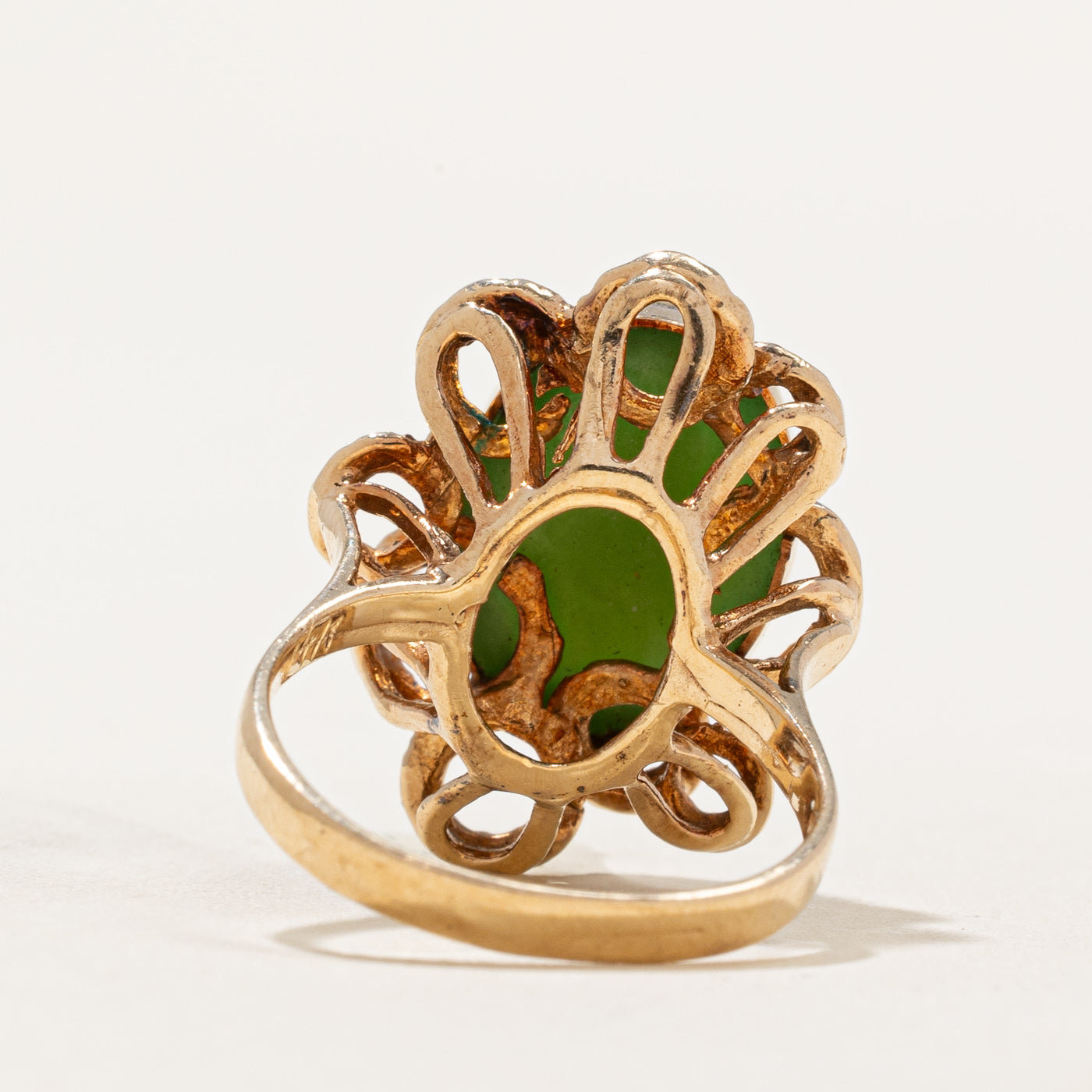 Exquisite Nephrite Jade Openwork Cocktail Ring - 5.50 Carat Natural Gemstone - Size 5.5 - Elegant Statement Jewelry for Evening Parties & Special Occasions