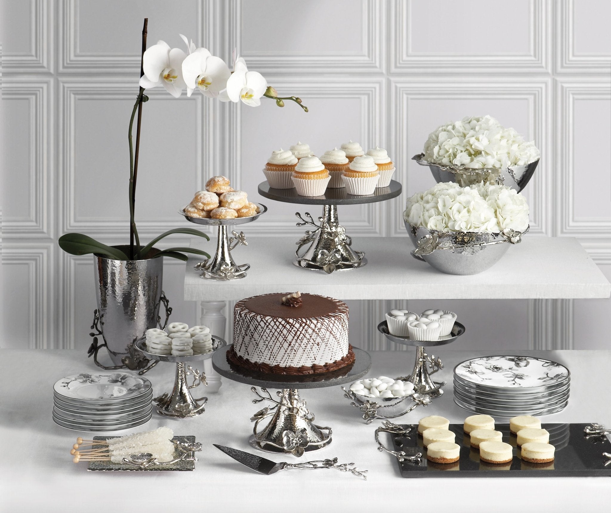 Elegant White Orchid Glass Snack Dish - Perfect for Candy, Nuts, and Appetizers at Parties, Weddings, and Home Decor