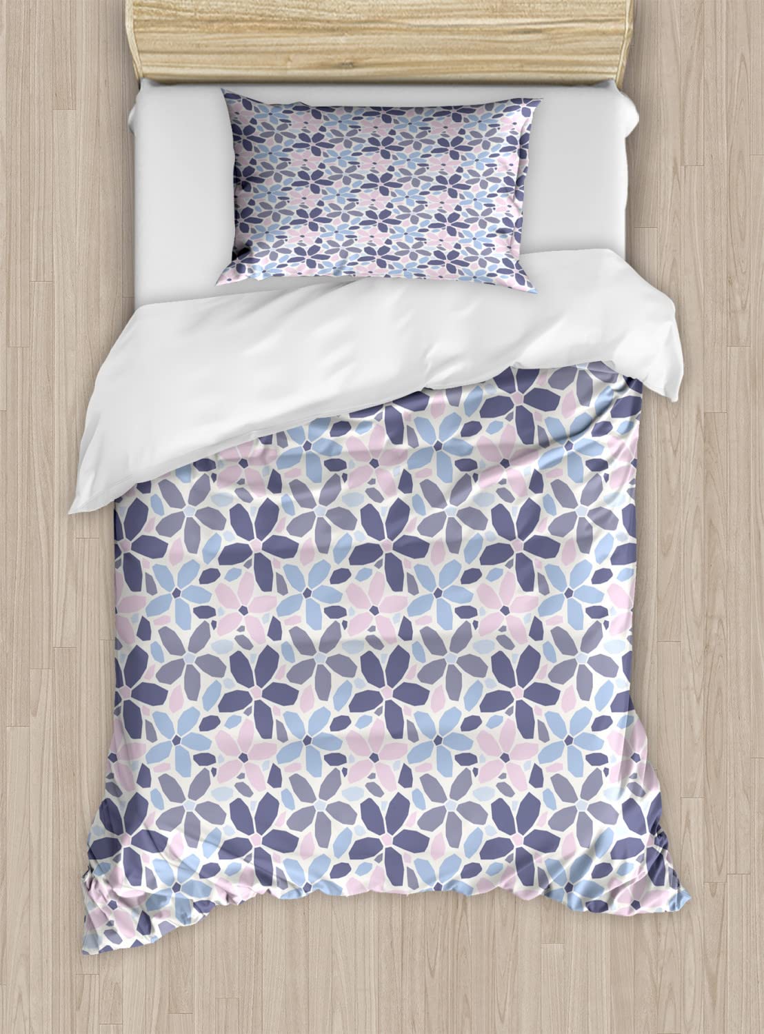 Ambesonne Floral Duvet Cover Set - King Size 2-Pack with Geometric Blossom Design, Pastel Polygonal Petals | Includes 2 Duvet Covers & 4 Pillowcases | Perfect for Modern Bedroom Decor, Guest Rooms & Cozy Home Styling