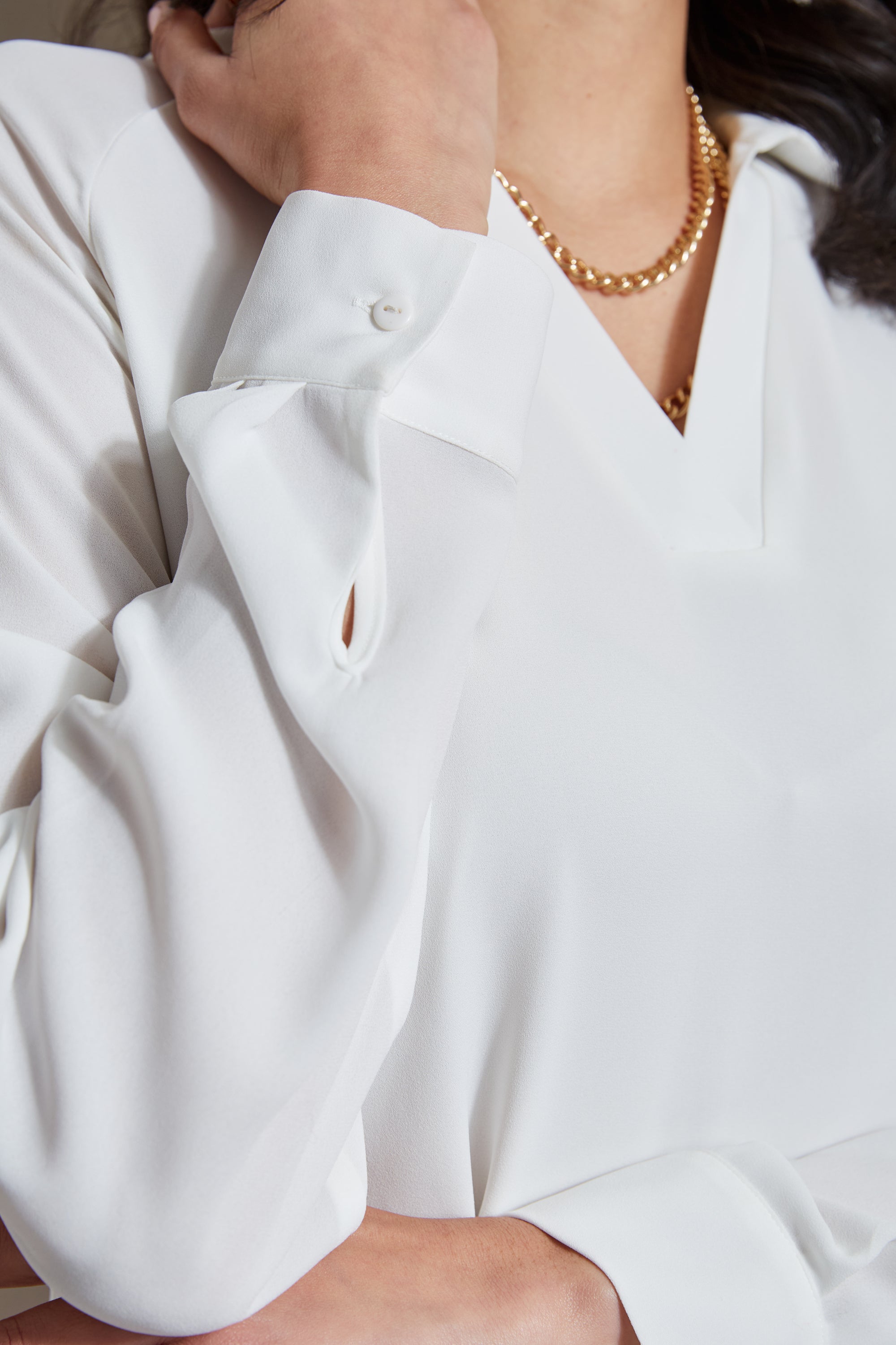 Tahari Women's Split Neck Long Sleeve Blouse - Elegant Office Wear & Casual Chic Top for Work, Date Night & Everyday Style
